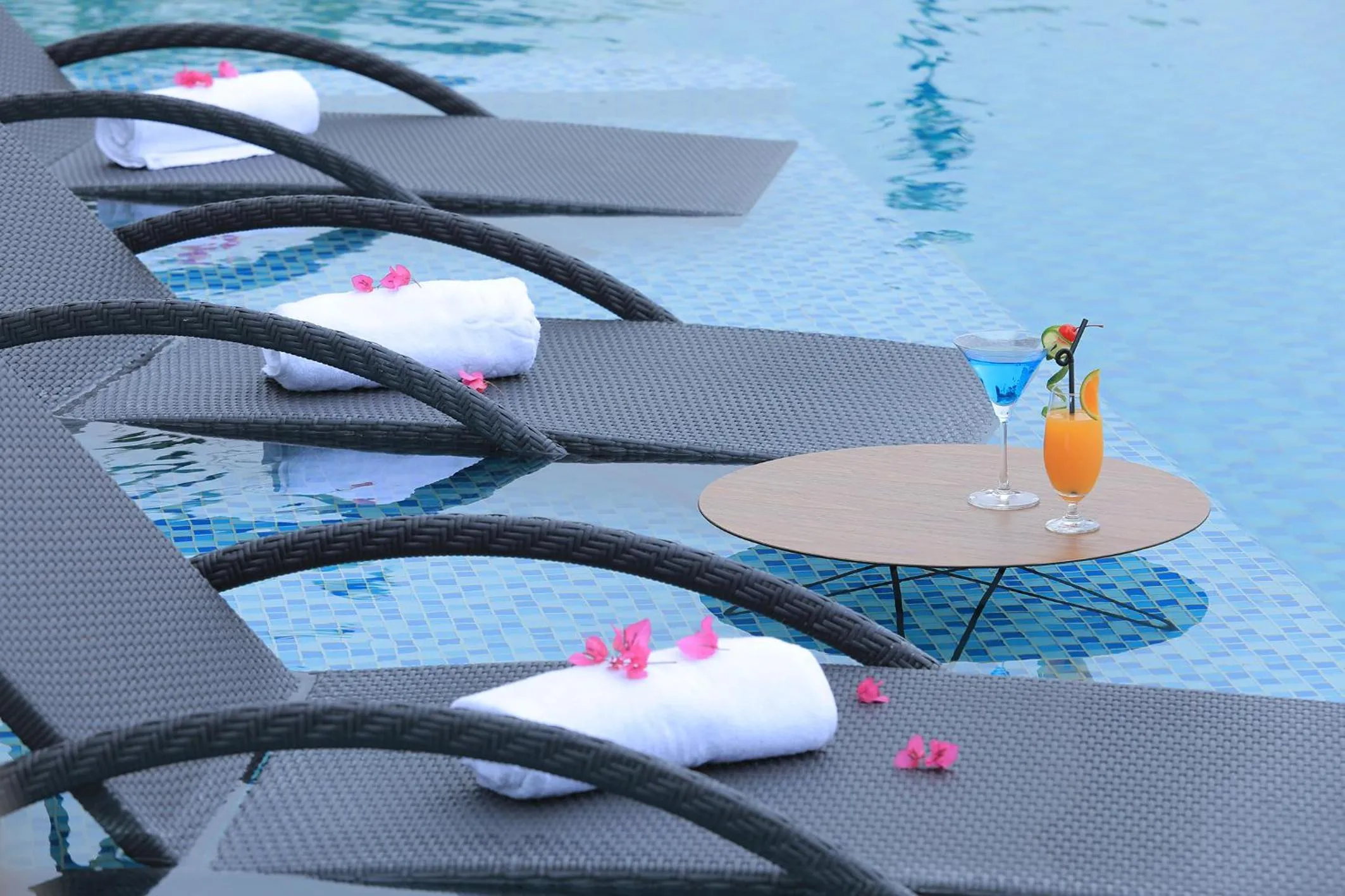 Swimming pool in Mandala Hotel & Spa Bac Ninh