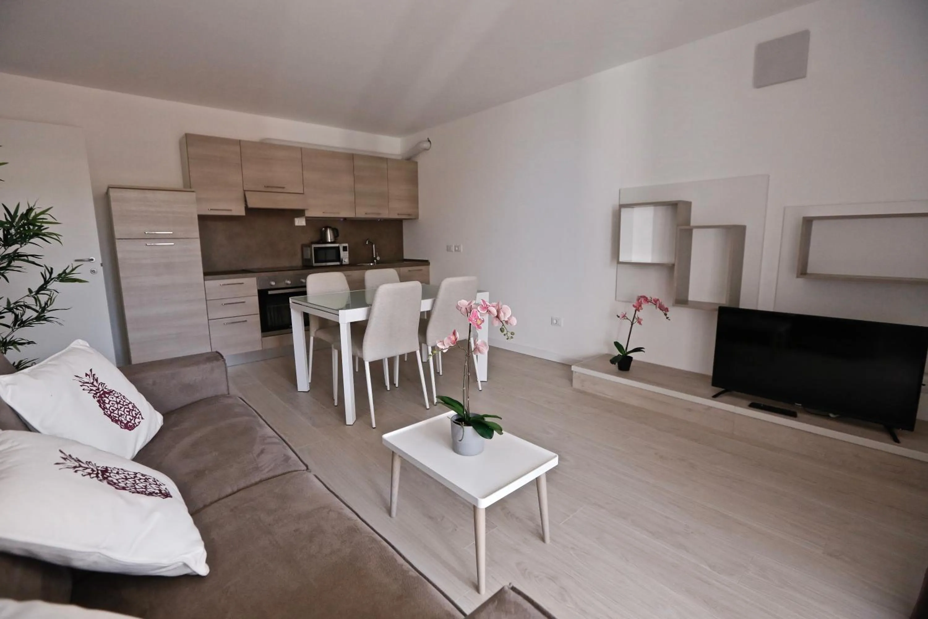 Kitchen or kitchenette in Hotel Eldorado, Depandance & Apartments