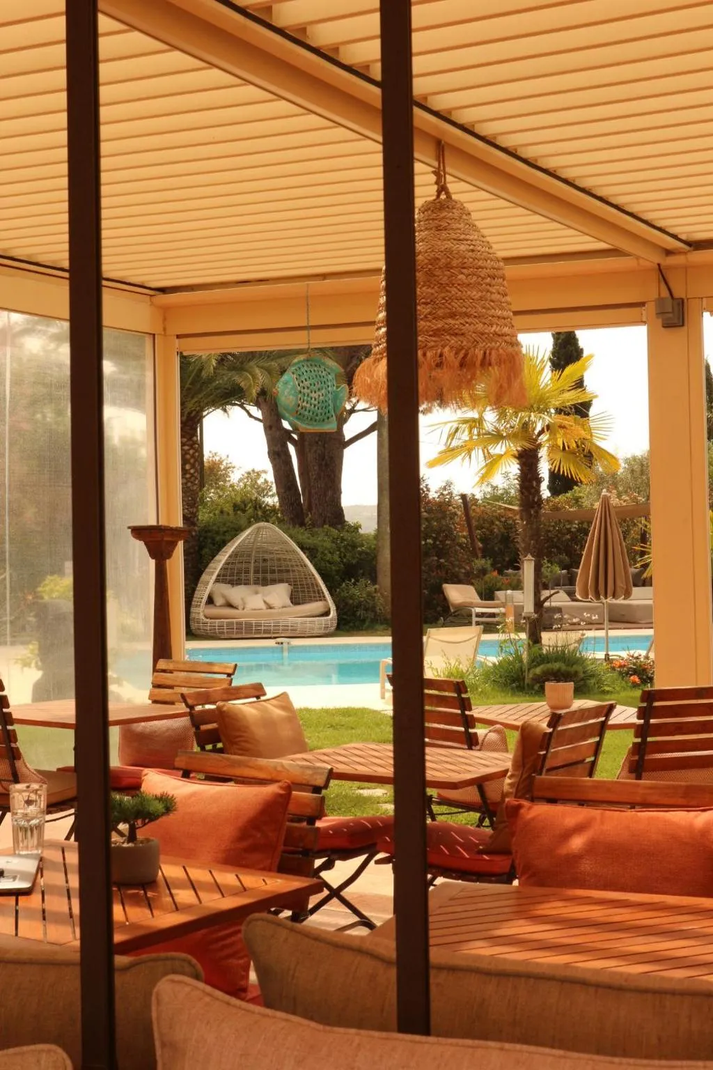 Patio in Hotel La Garbine