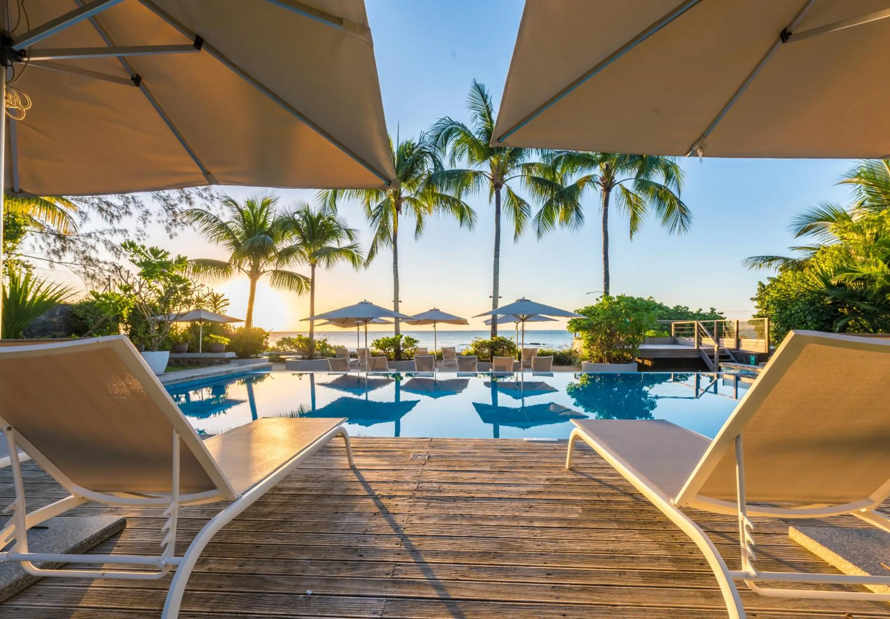 Swimming pool in Mon Choisy Beach R.