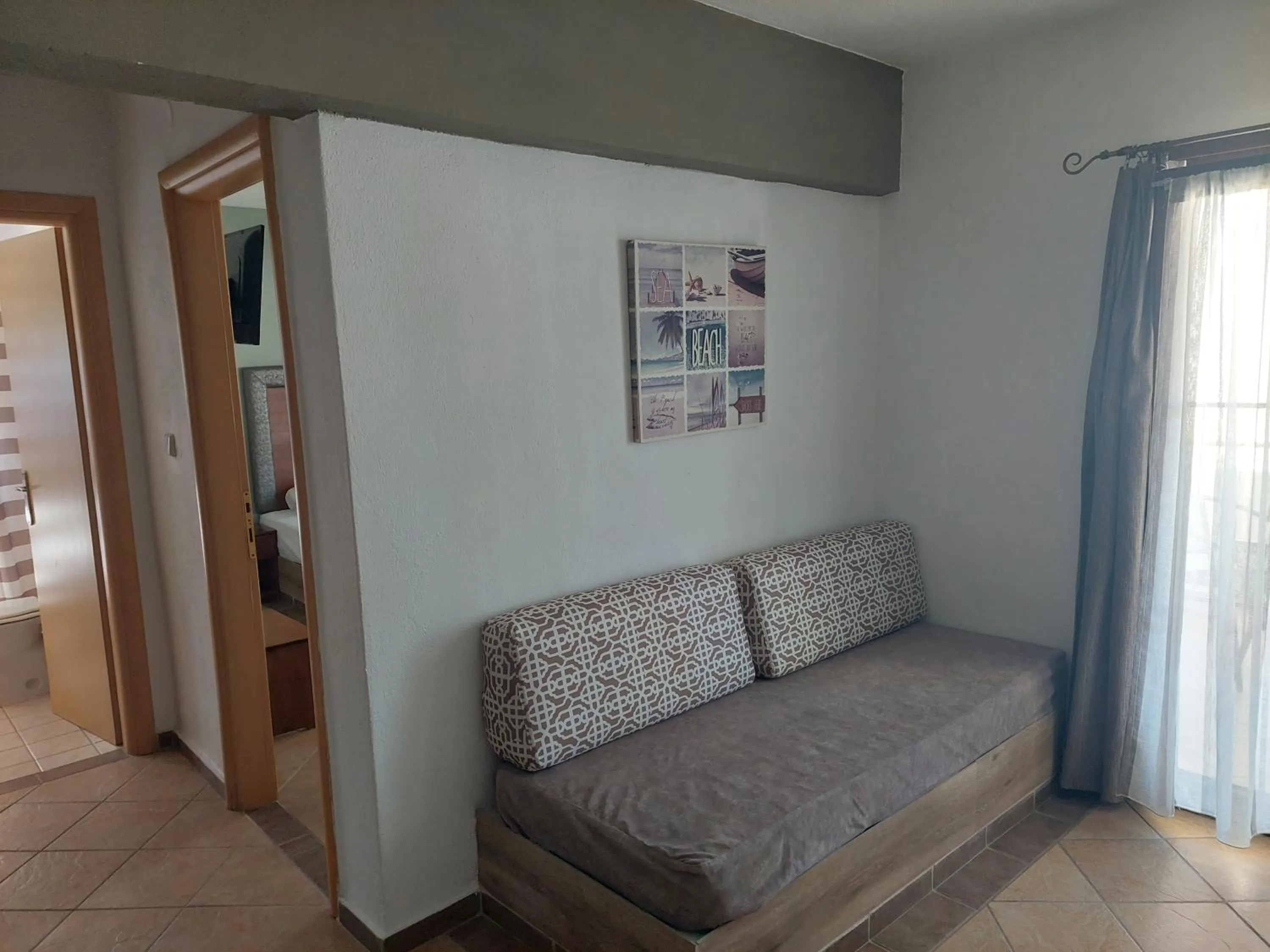 Living room in Amari Hotel