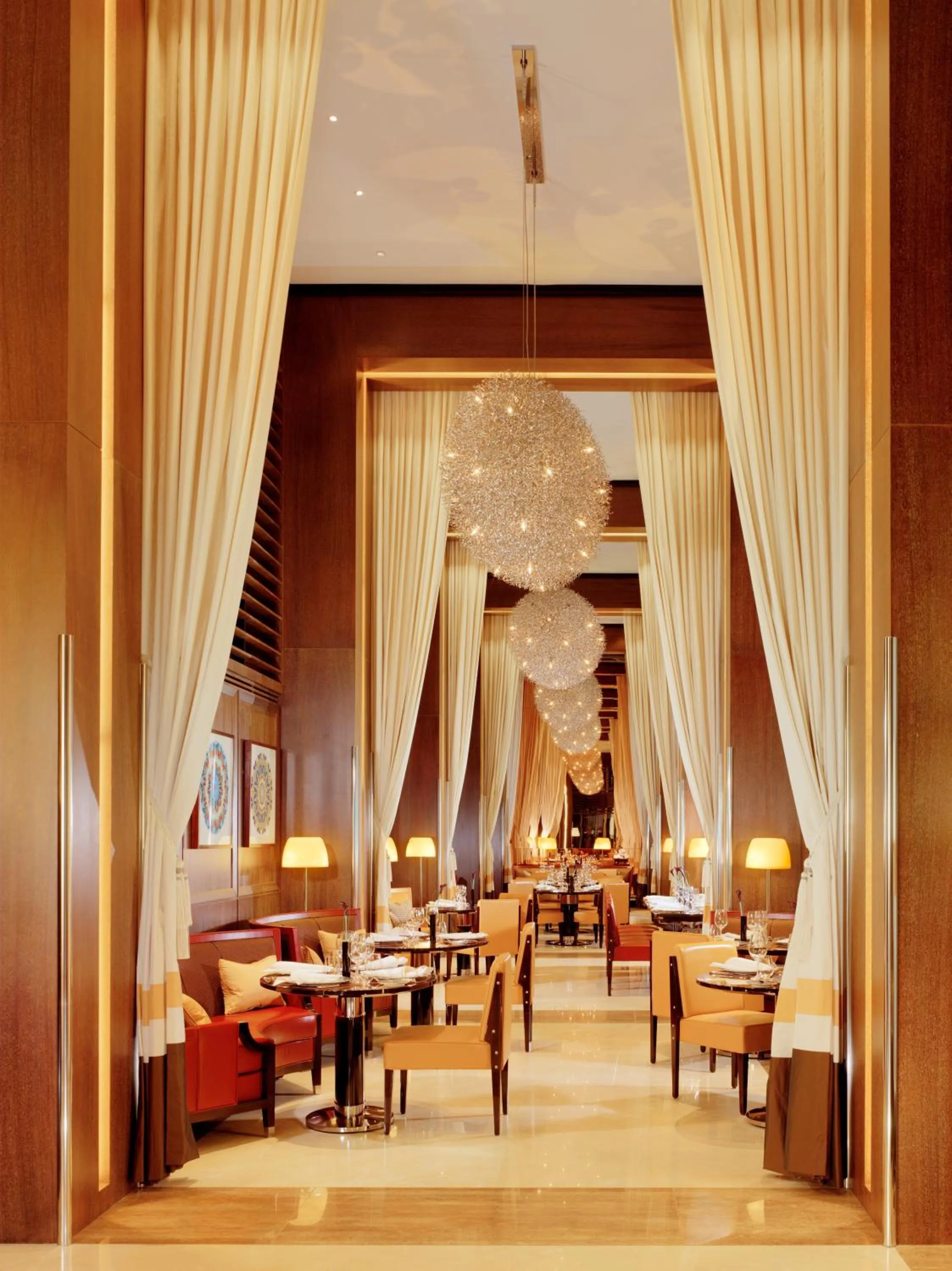Restaurant/places to eat in 45 Park Lane - Dorchester Collection