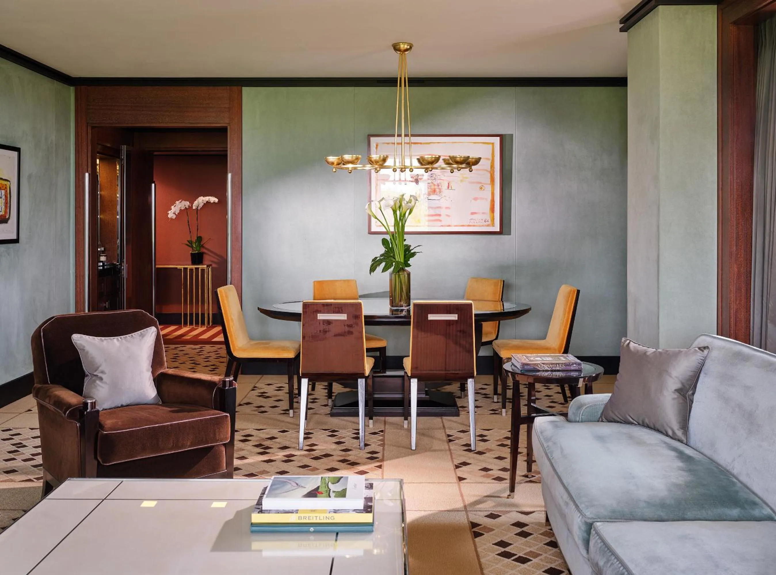 Dining area in 45 Park Lane - Dorchester Collection