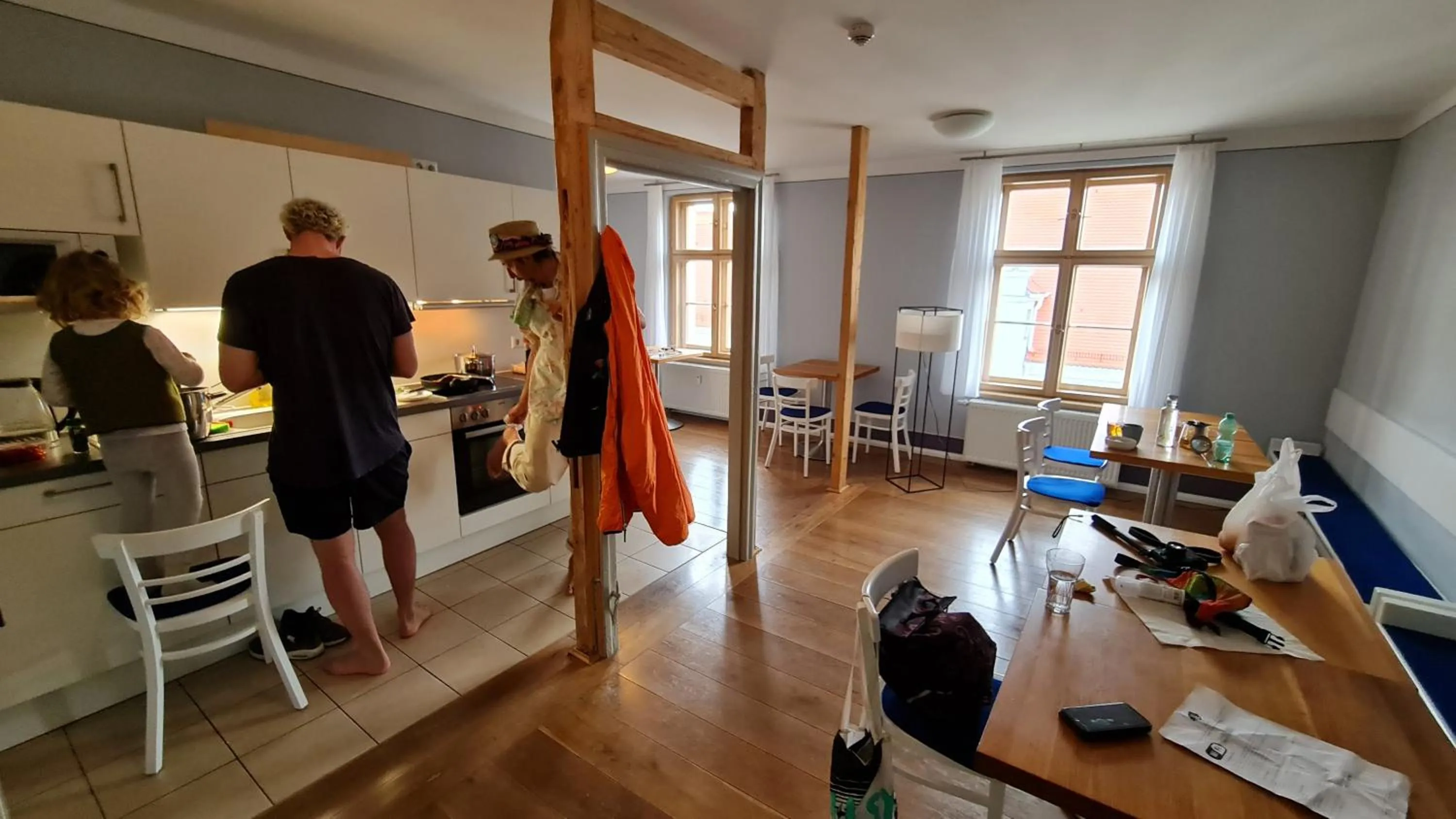 Communal kitchen in Hotel Cranach-Herberge City Centre