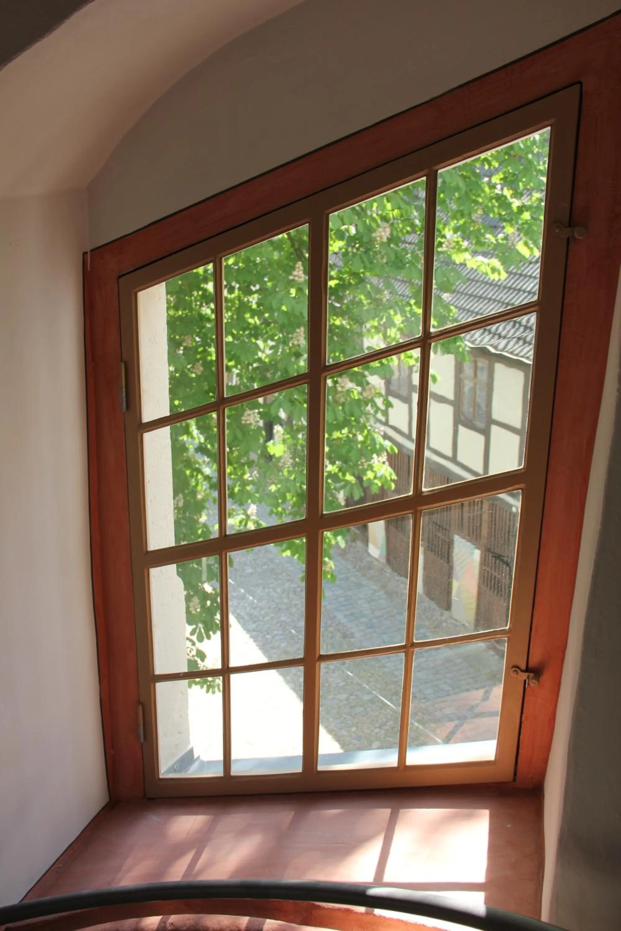 Inner courtyard view in Hotel Cranach-Herberge City Centre