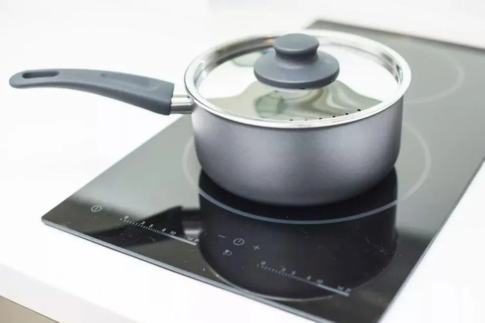 Kitchen or kitchenette in The Robertson KL