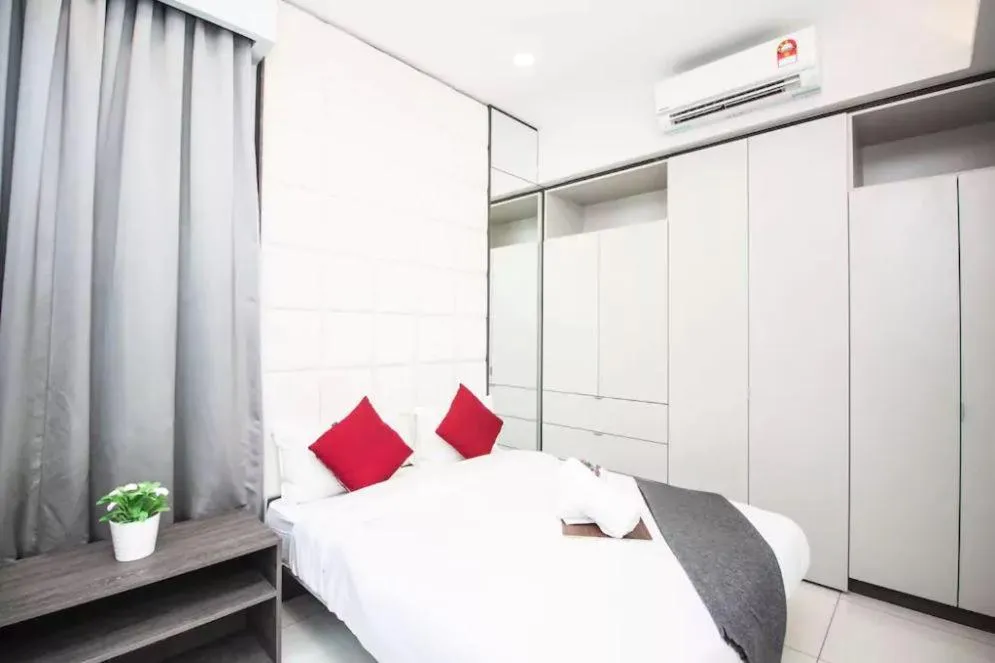 Bed in The Robertson KL