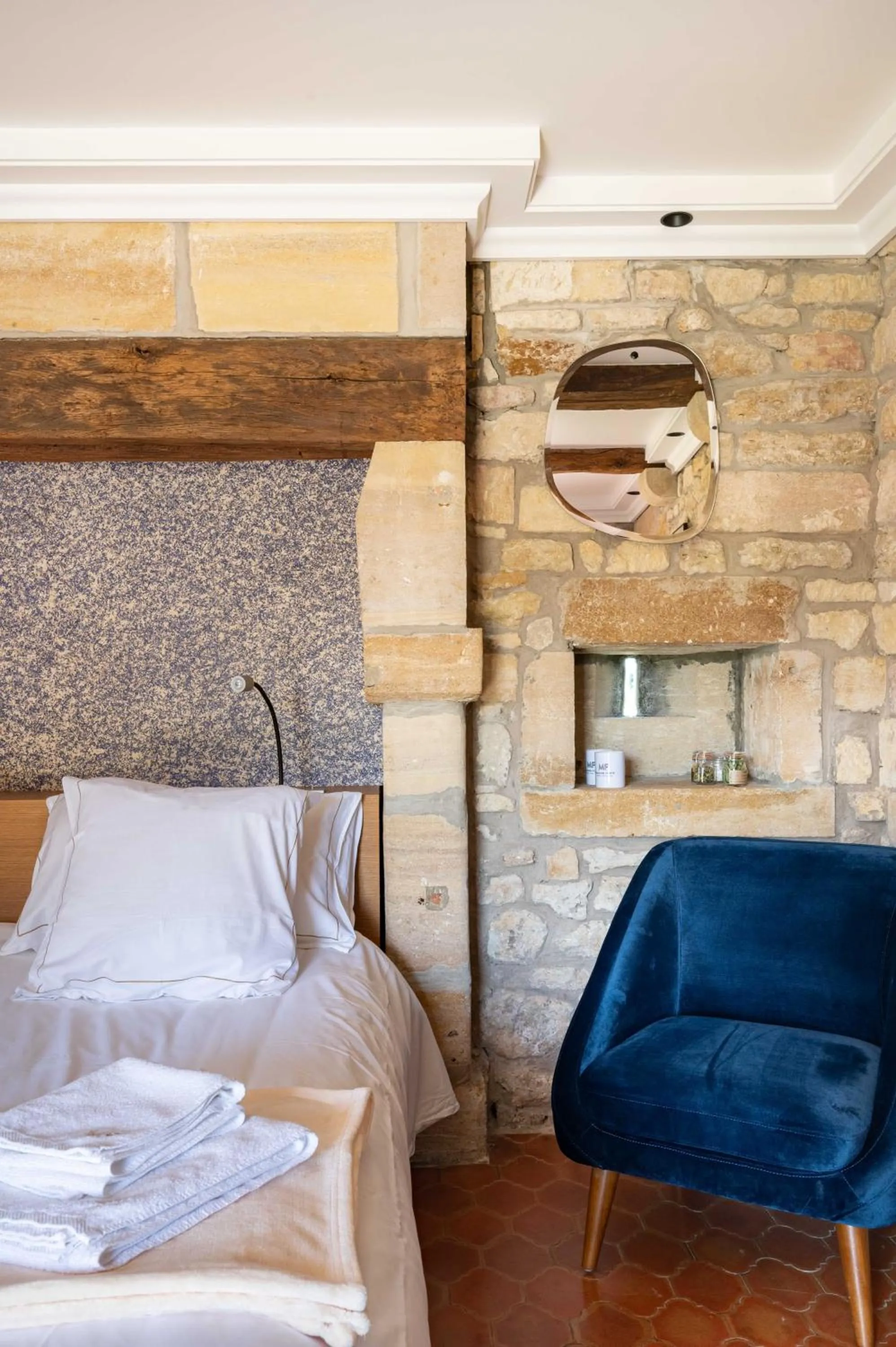 Bedroom, Bed in La Maison Forte