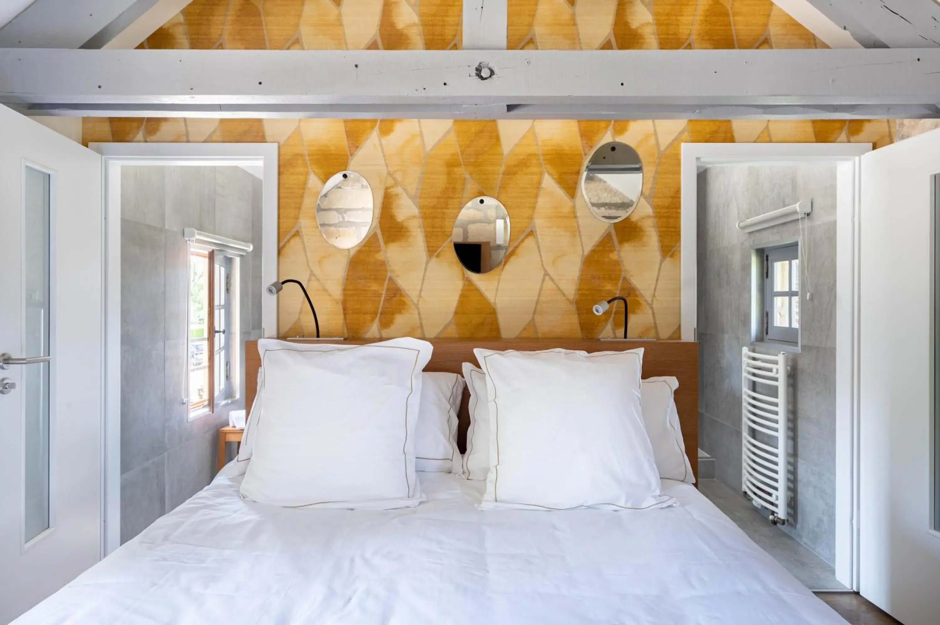 Double Room with Private Bathroom - single occupancy in La Maison Forte Double Room with Private Bathroom - single occupancy in La Maison Forte