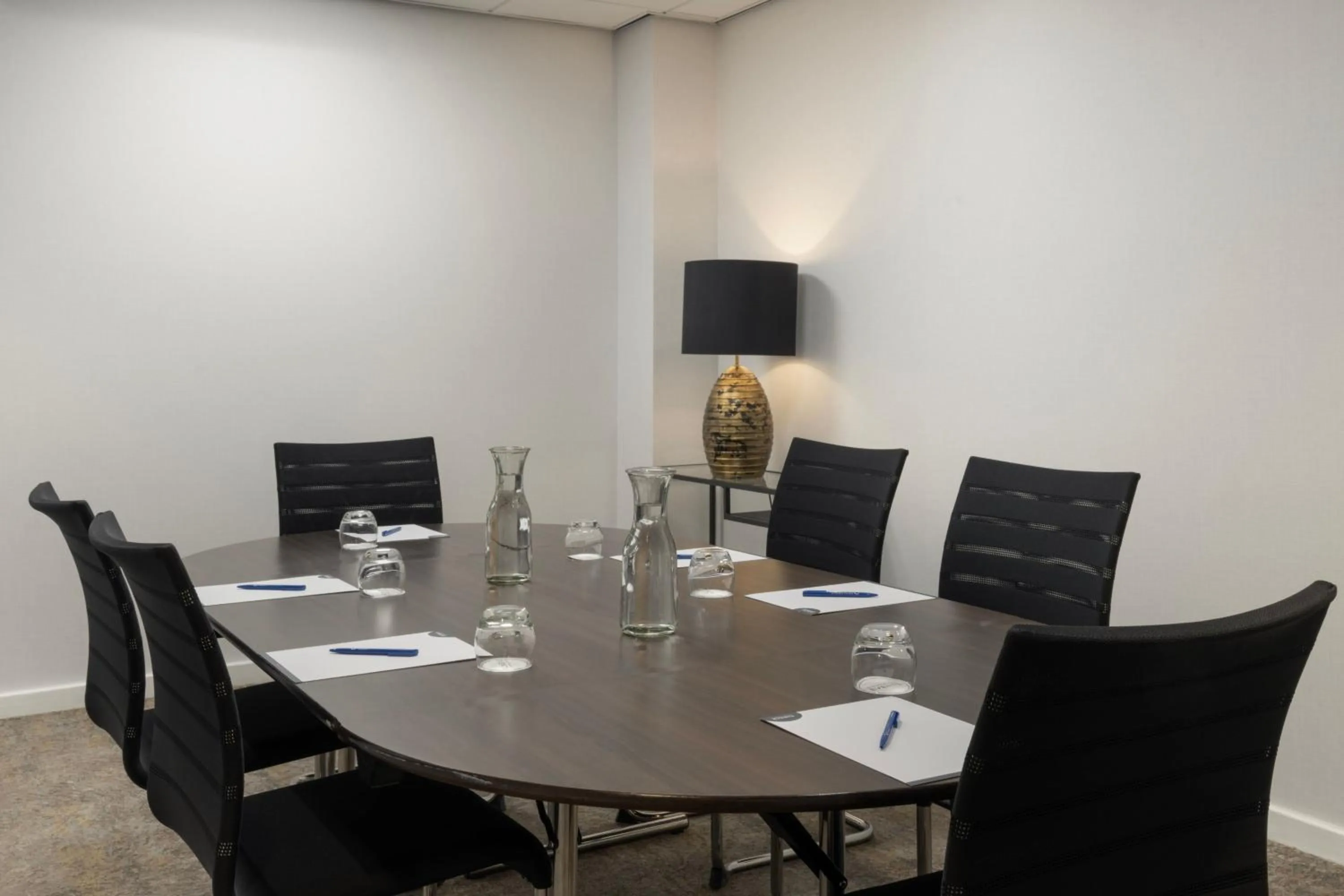 Meeting/conference room in Delta Hotels by Marriott Tudor Park Country Club