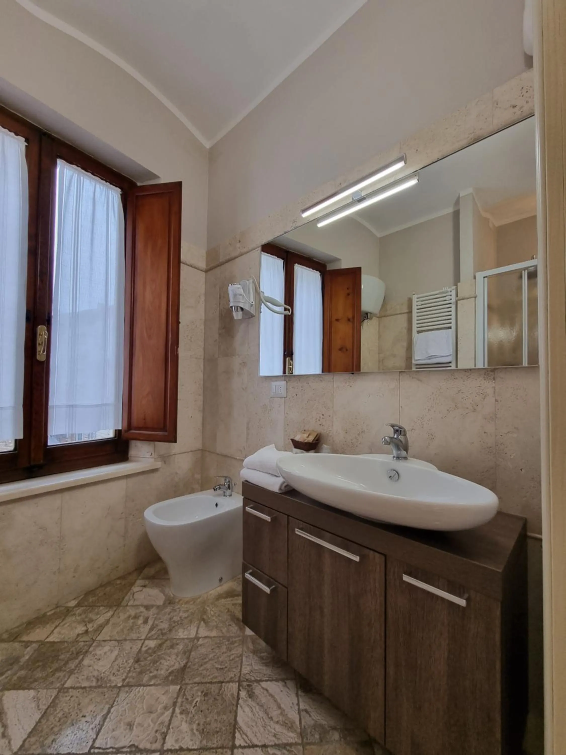 Shower in Albergo Il Marzocco - Hotel dal 1860