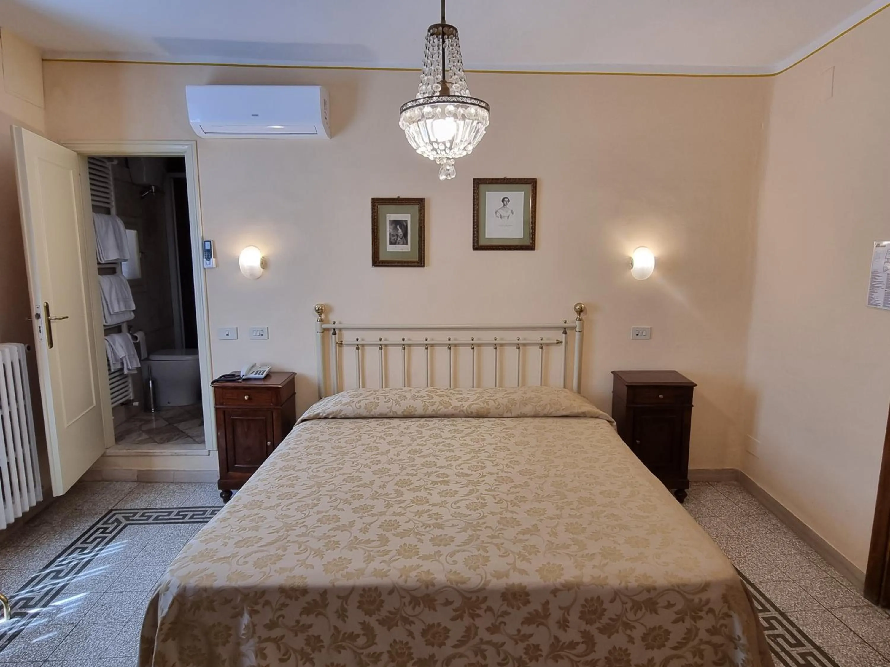 Classic Quadruple Room in Albergo Il Marzocco - Hotel dal 1860