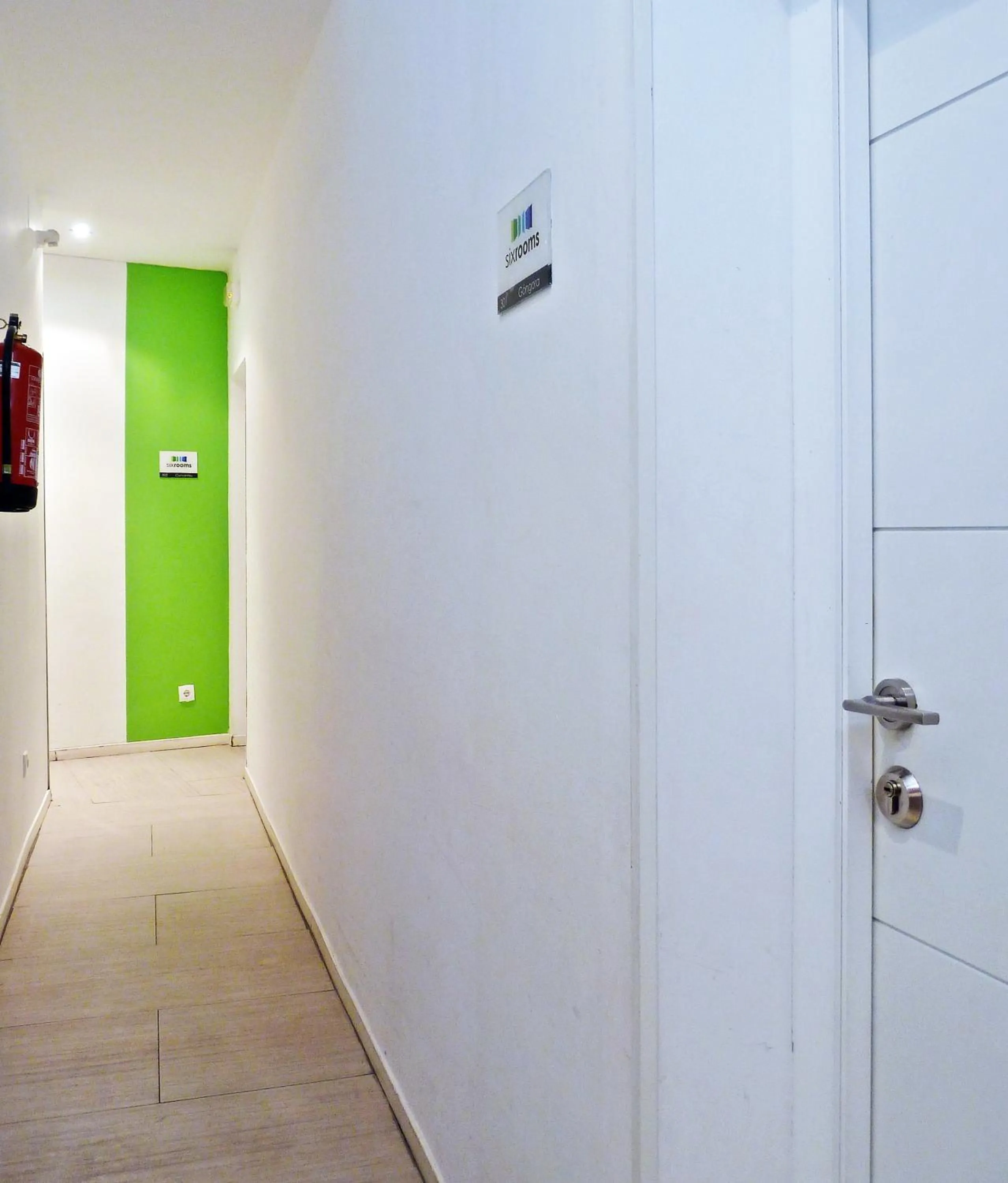 Area and facilities in CH Six Rooms