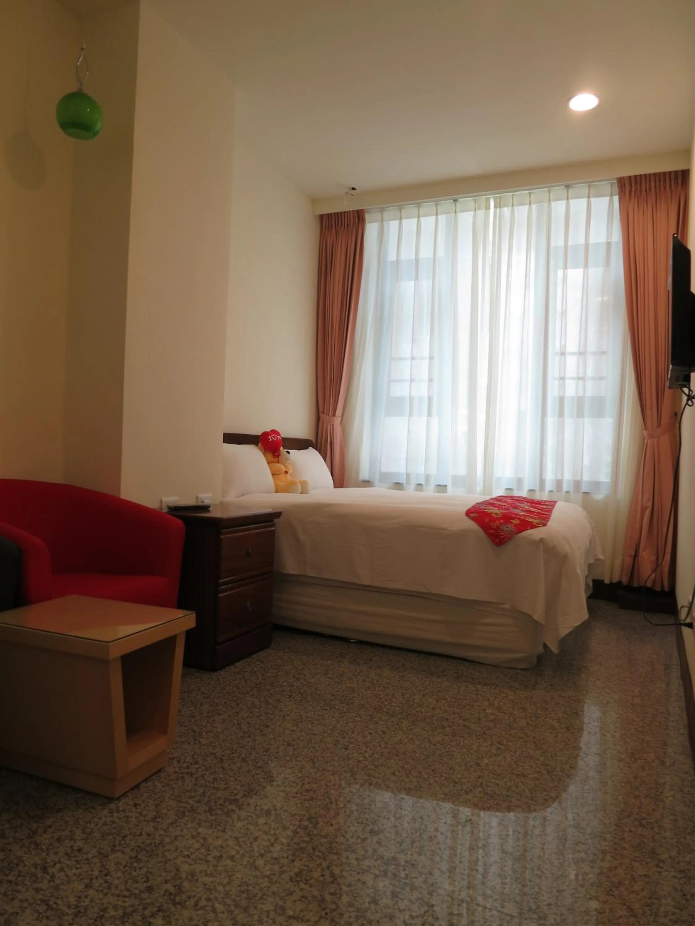 Bedroom, Bed in Sun Moon Lake Crown Yu Hotel