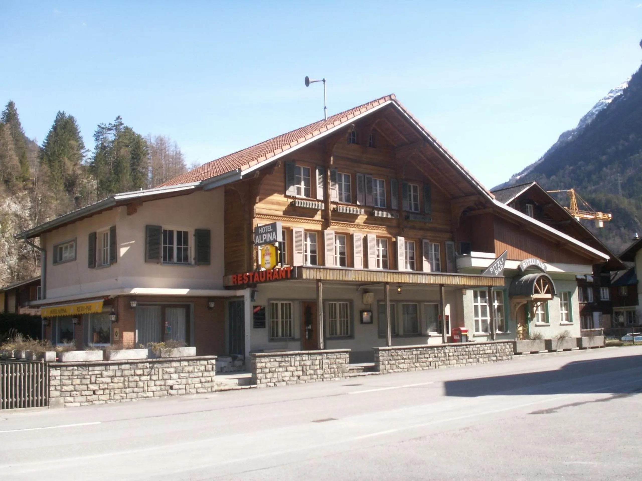 Facade/entrance in Hotel-Restaurant Alpina