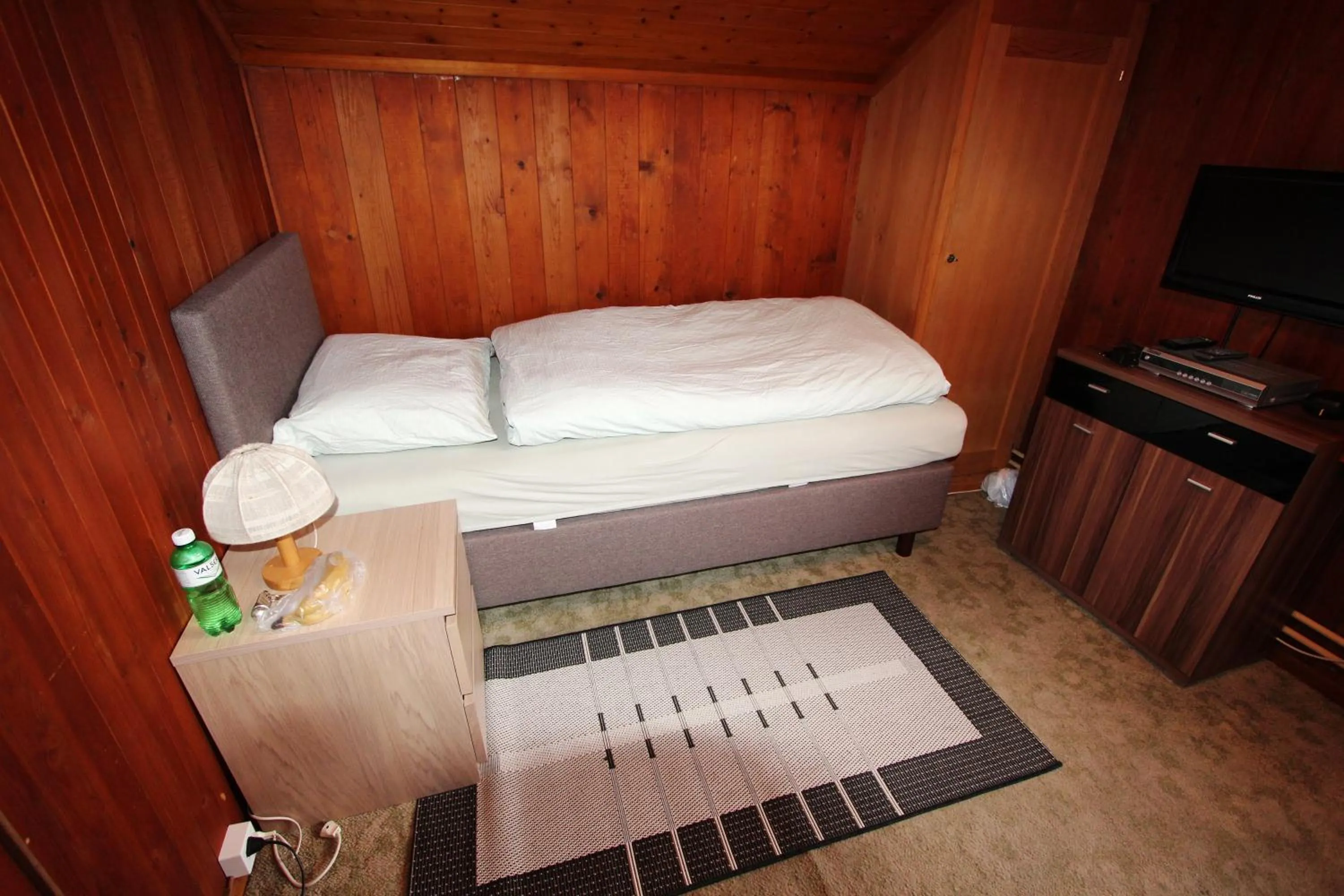 Photo of the whole room, Bed in Hotel-Restaurant Alpina