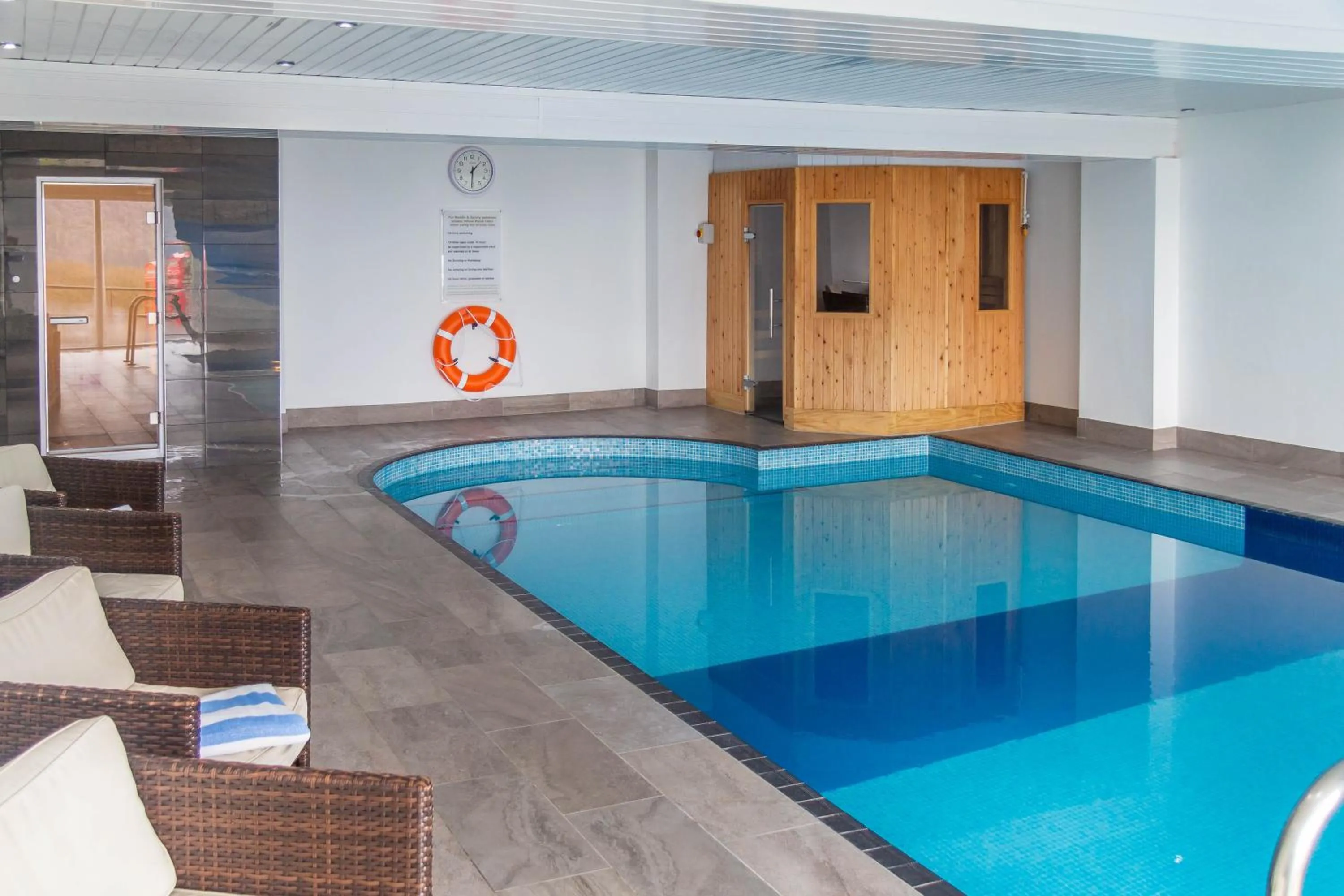 Swimming pool in Windermere Hillthwaite Hotel