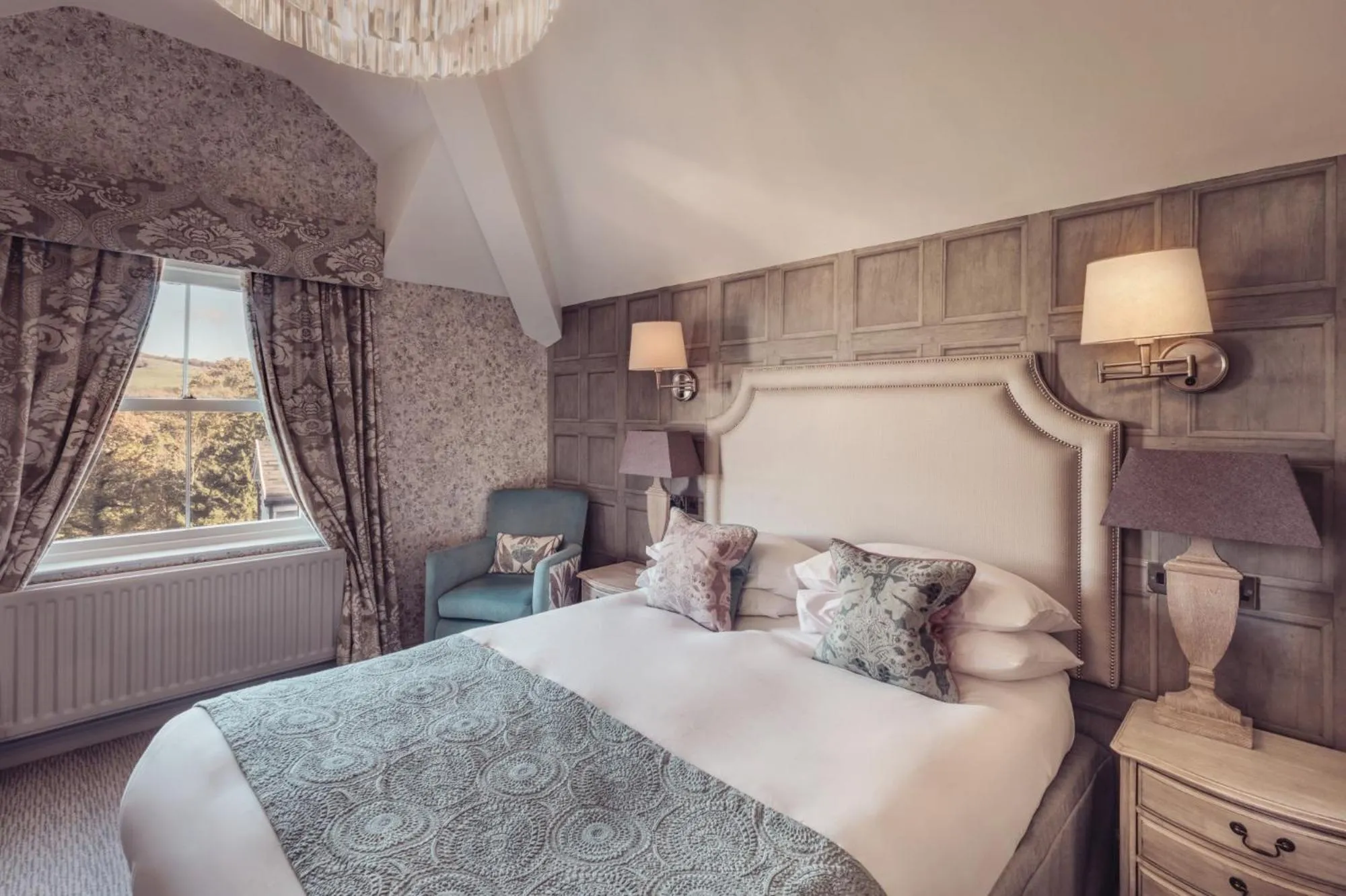 Bed in Windermere Hillthwaite Hotel