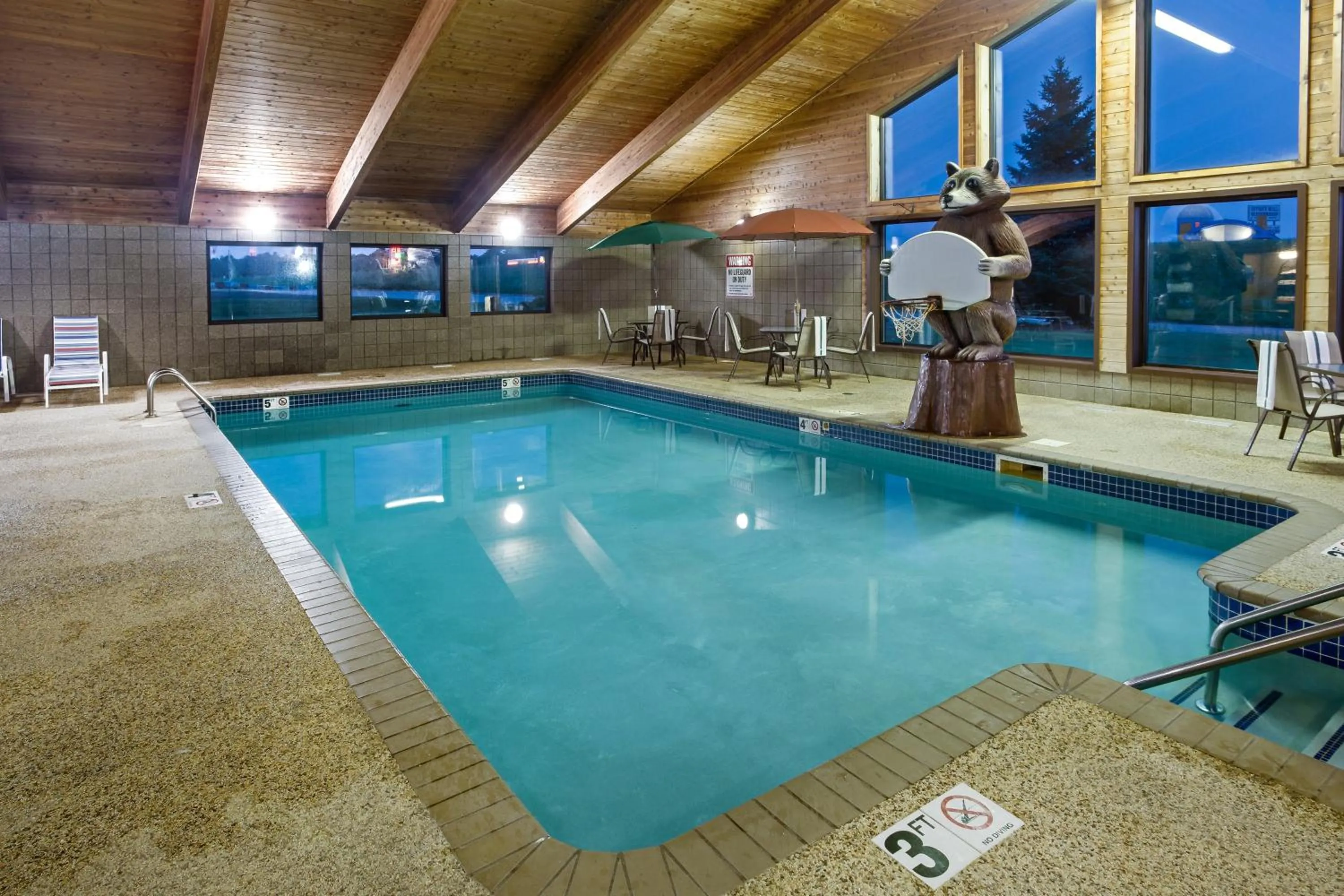 Swimming pool in AmericInn by Wyndham Tomah