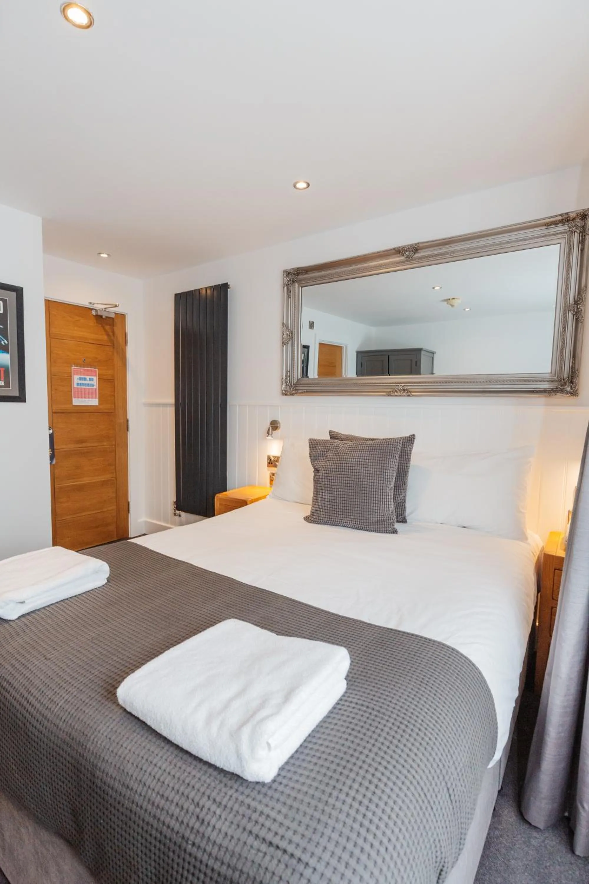 Bed in Carlton Hotel