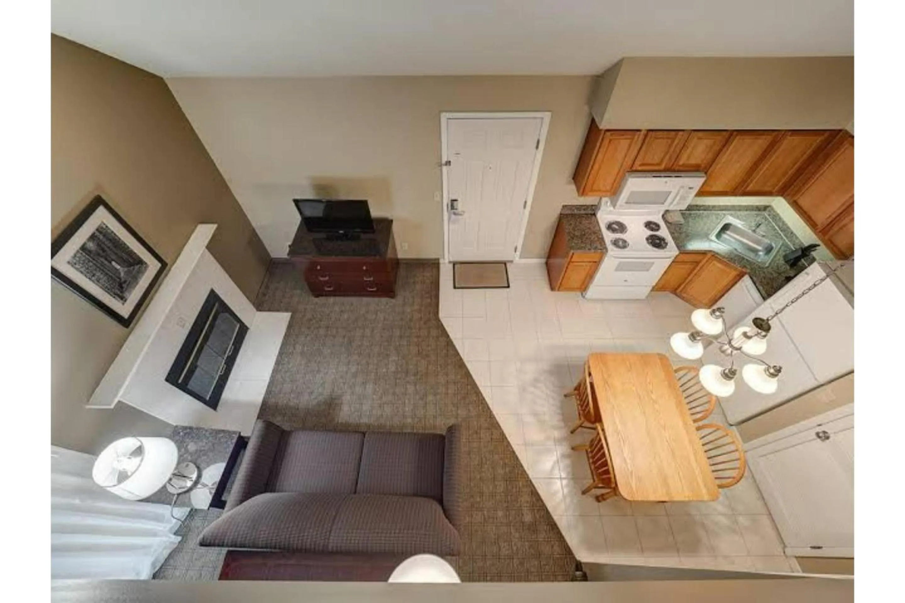 Area and facilities in Eastlake Suites Hotel & Conference Center By OYO Urbana