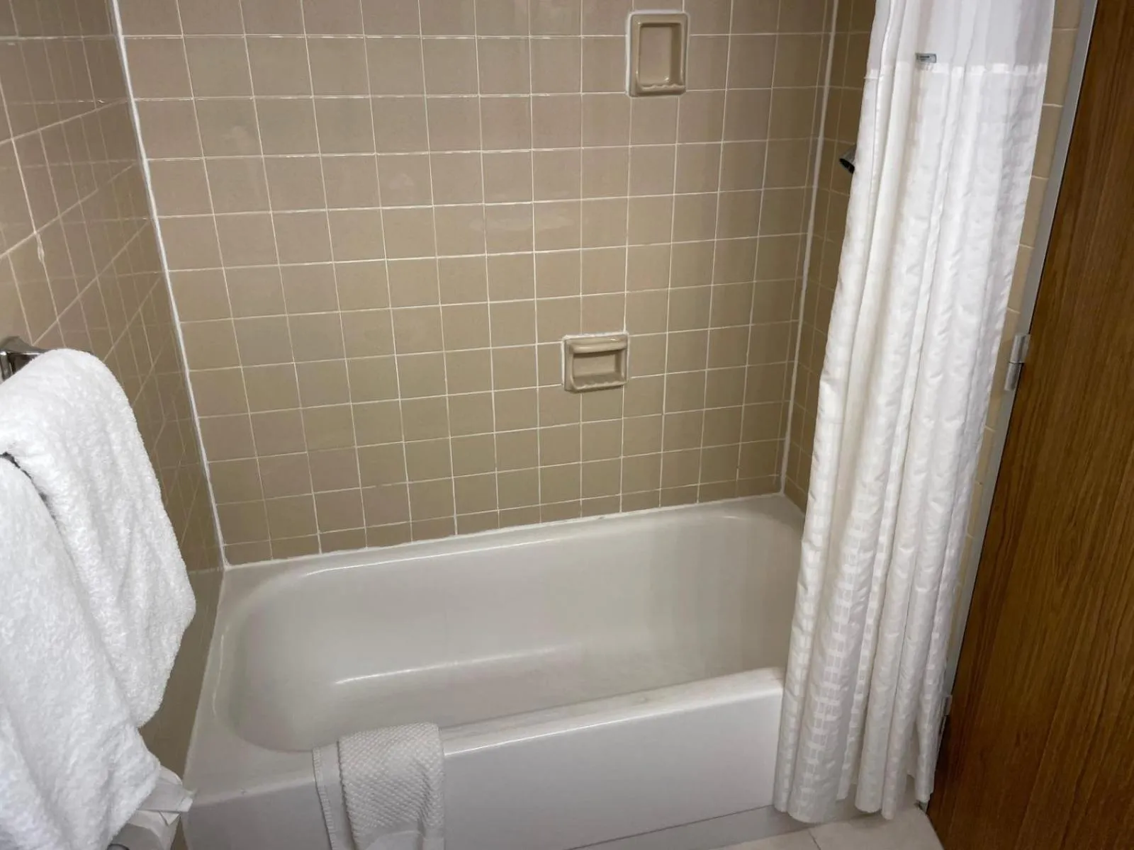 Bathroom in Eastlake Suites Hotel & Conference Center By OYO Urbana