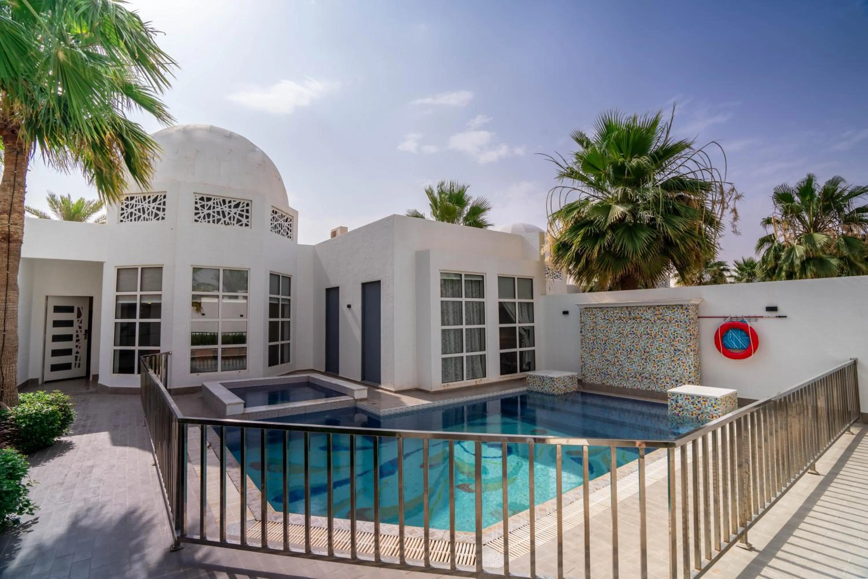 Swimming pool in Talah Resort