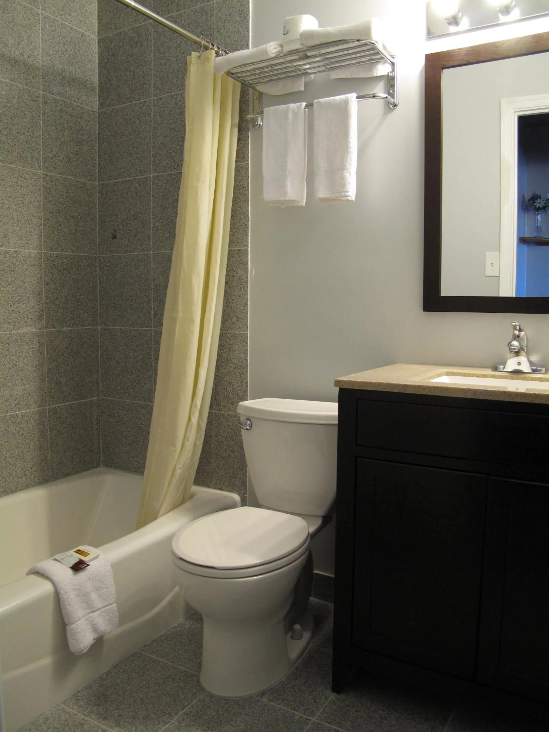 West Inn NAU - Downtown Flagstaff