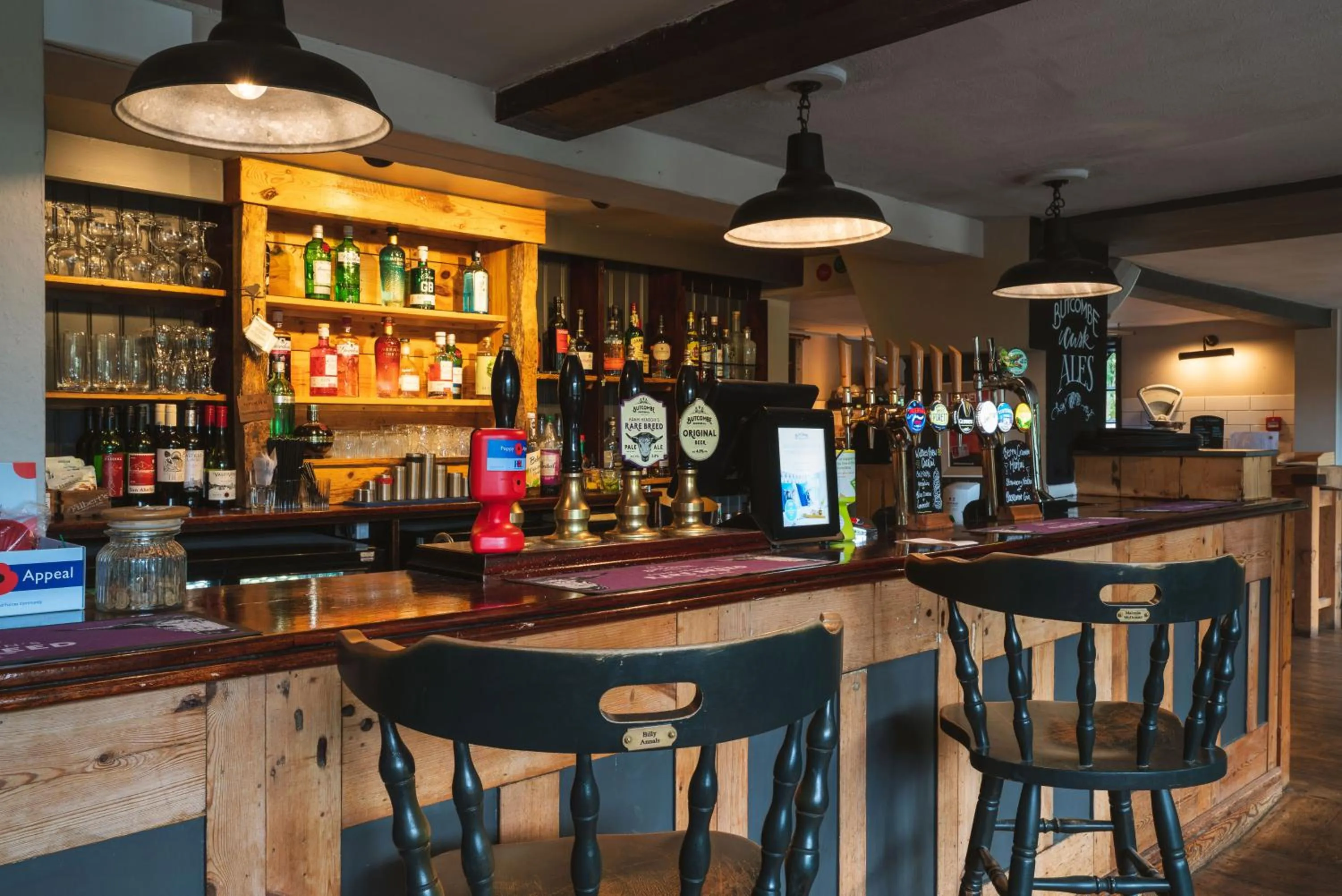 Lounge or bar in Bourne Valley Inn