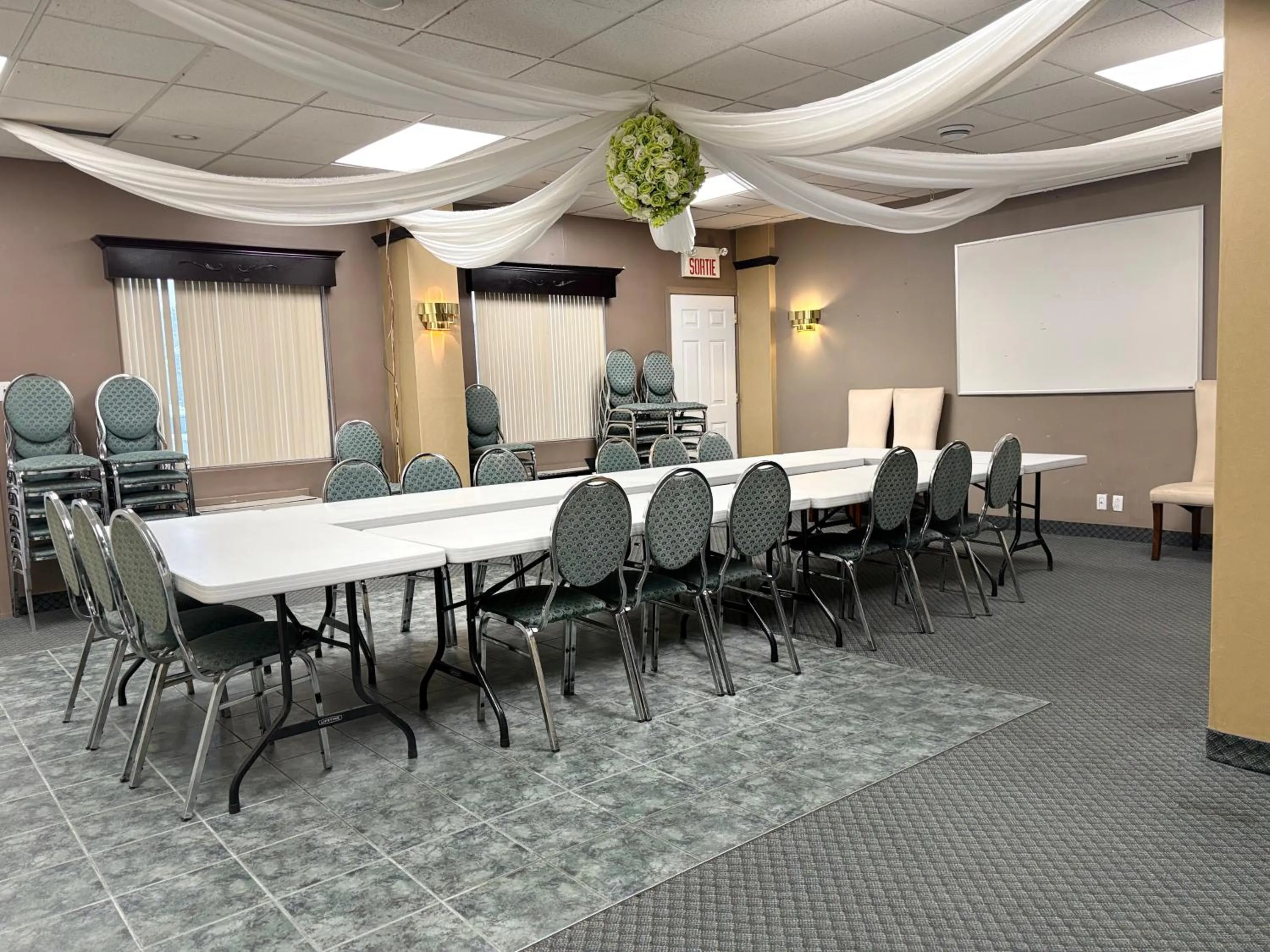 Meeting/conference room in Days Inn by Wyndham Ste. Helene-de-Bagot