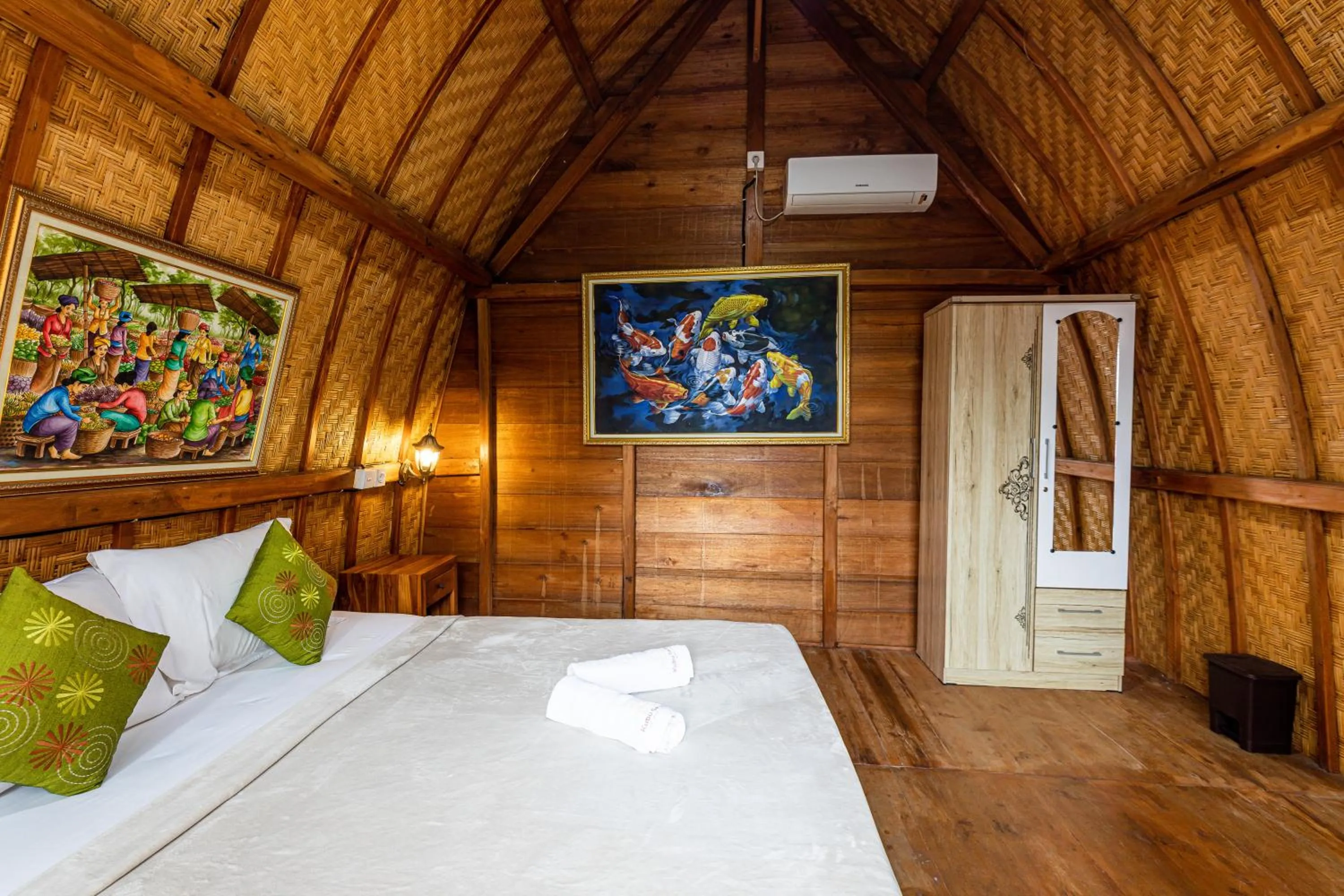 Bed in Kubu Sental Cottage