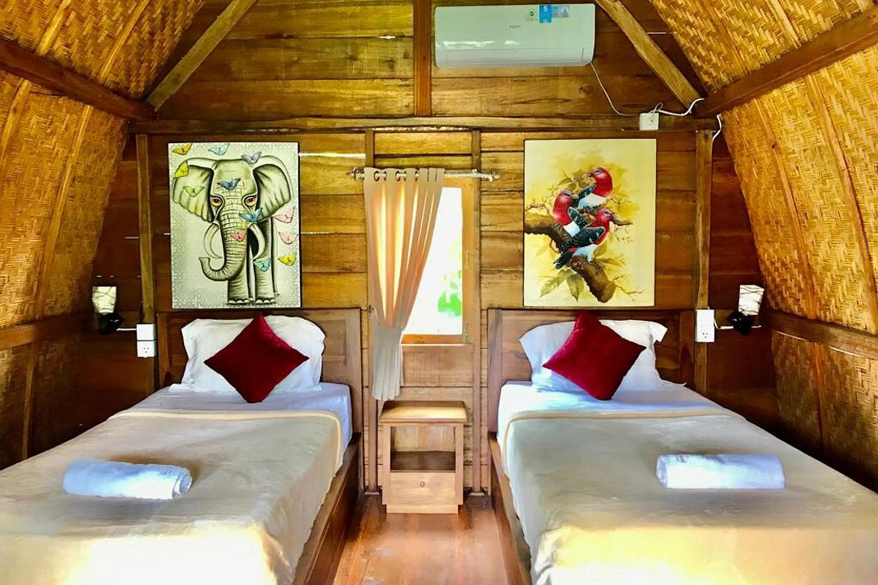 Photo of the whole room, Bed in Kubu Sental Cottage