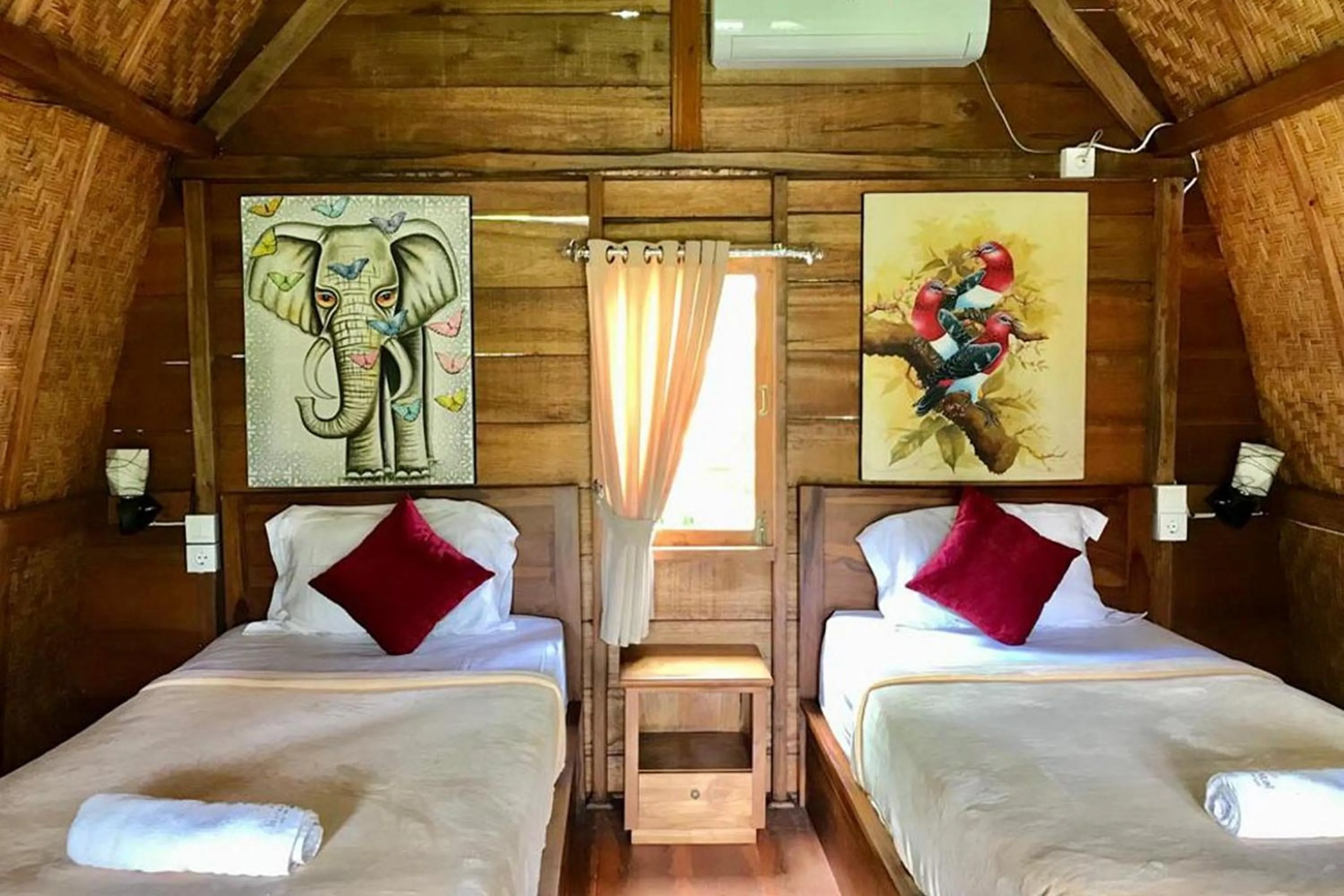 Bed in Kubu Sental Cottage