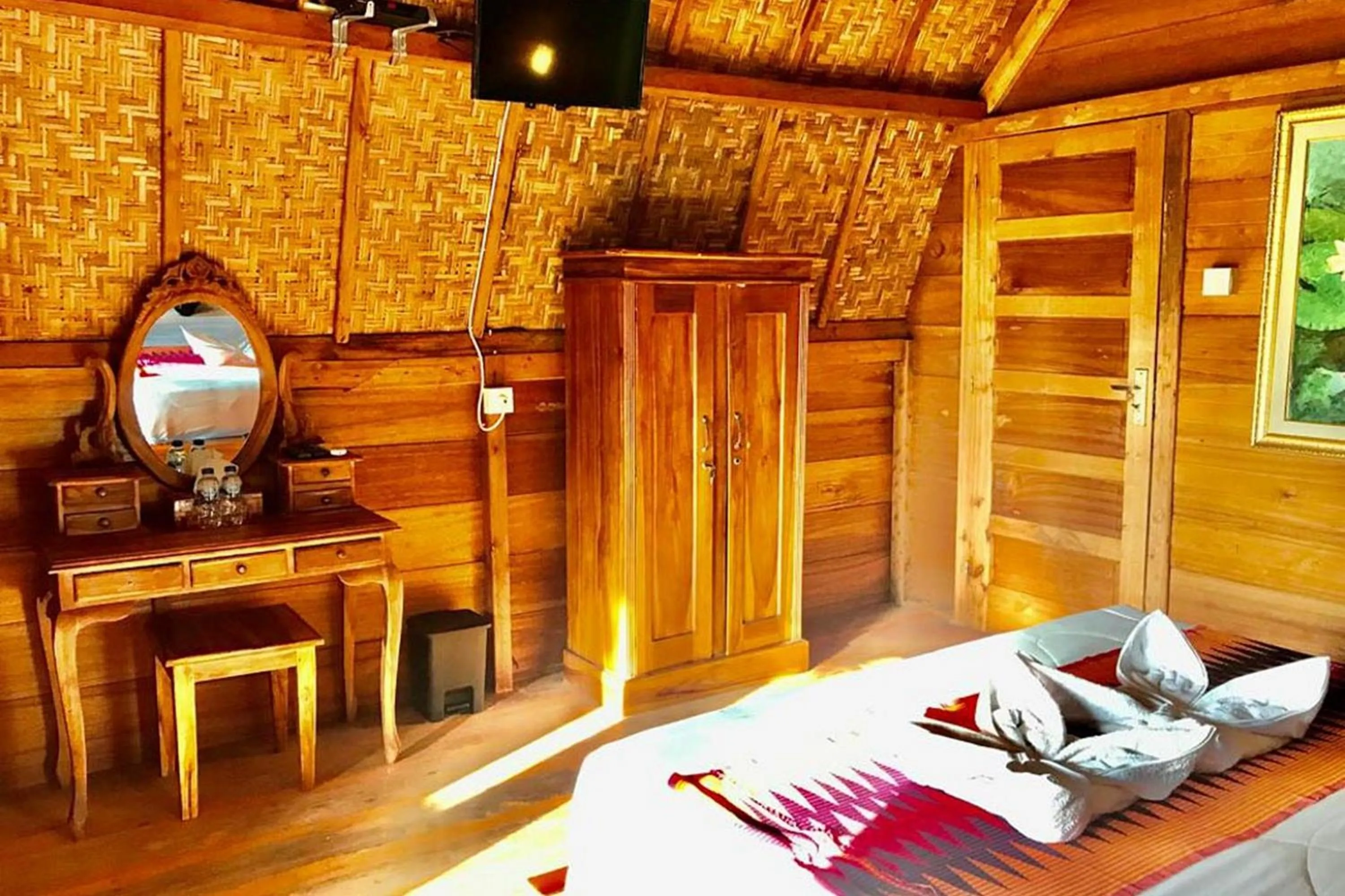 Photo of the whole room, Bed in Kubu Sental Cottage