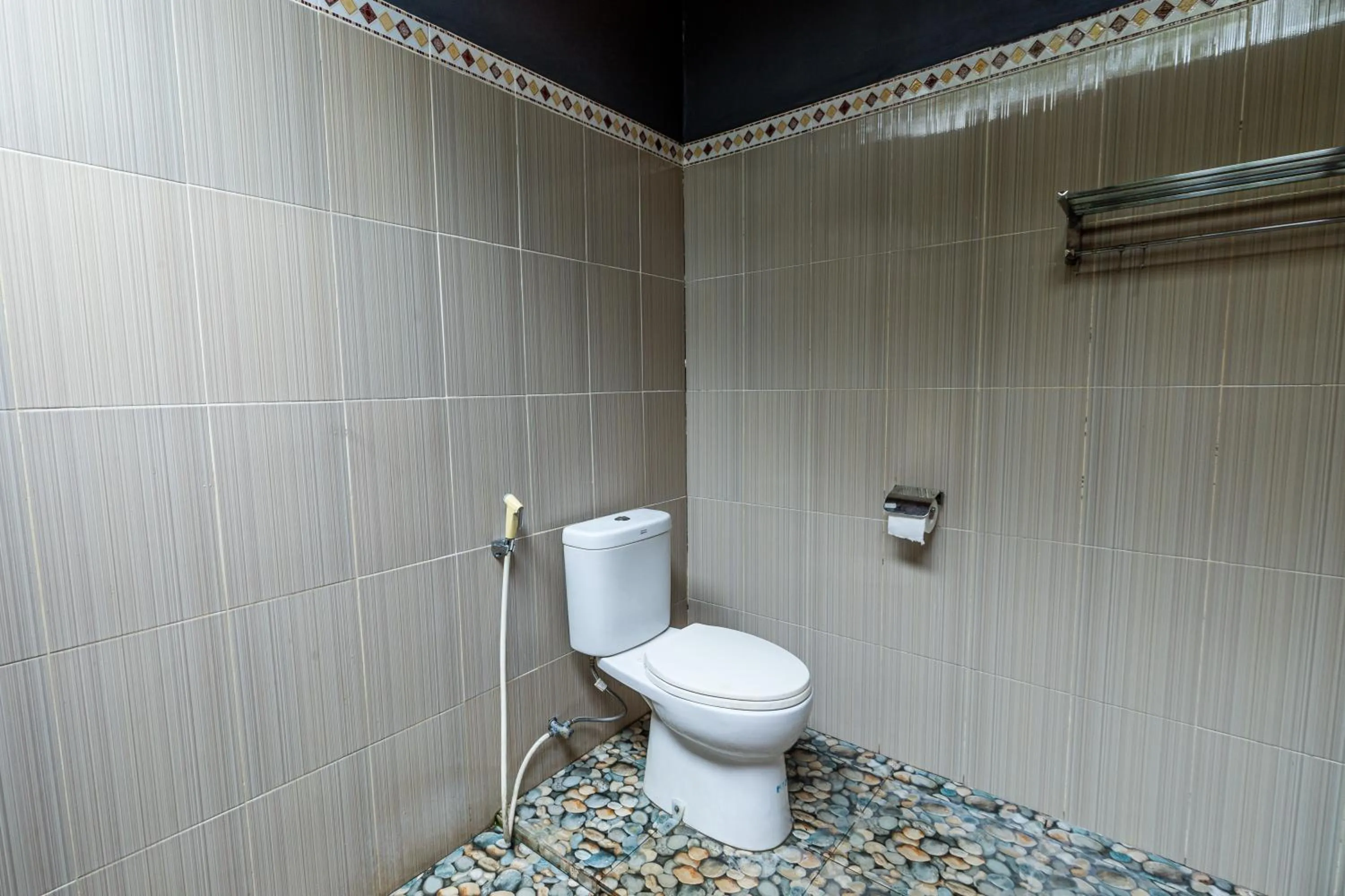 Toilet in Kubu Sental Cottage