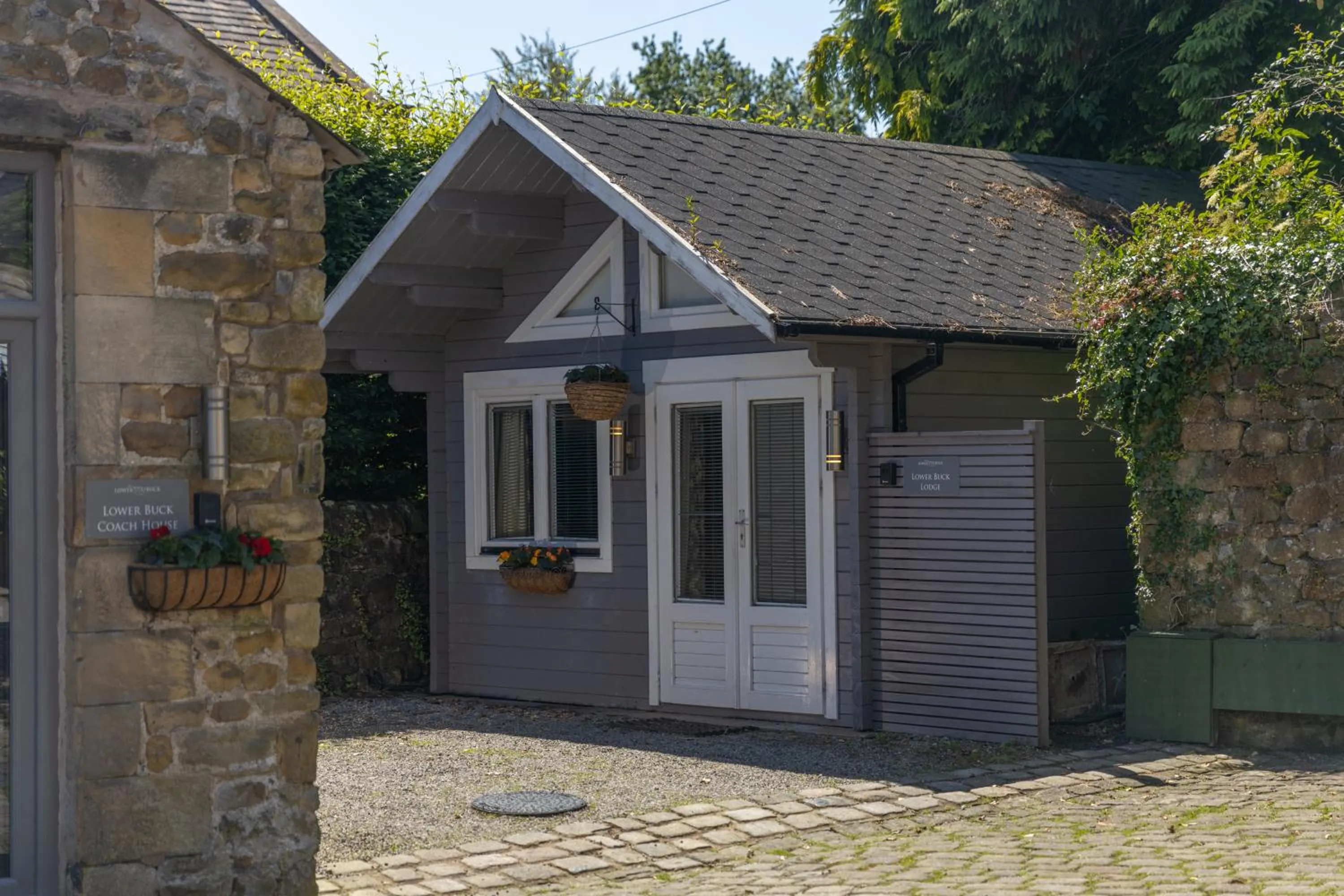 Property building in The Lower Buck Inn