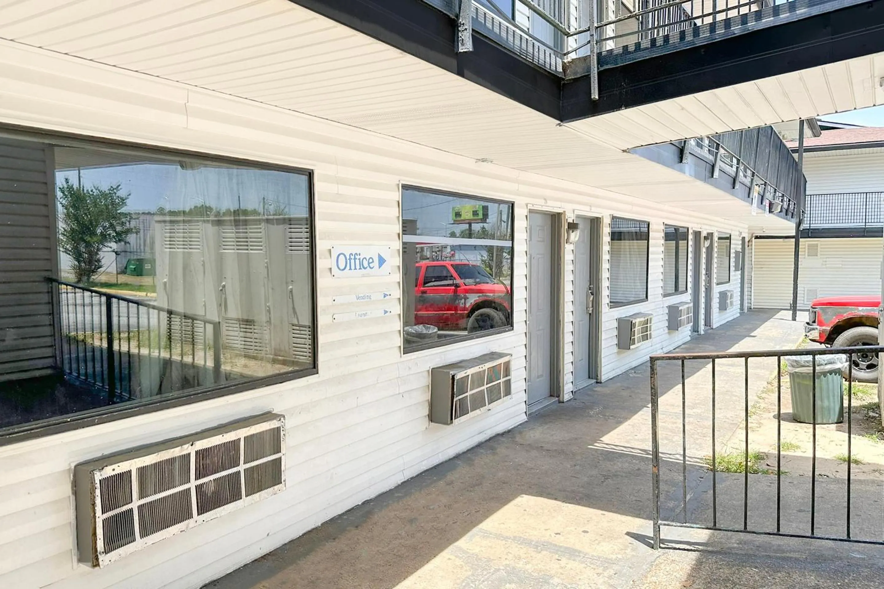 Lobby or reception in Luxury Inn By OYO Albany