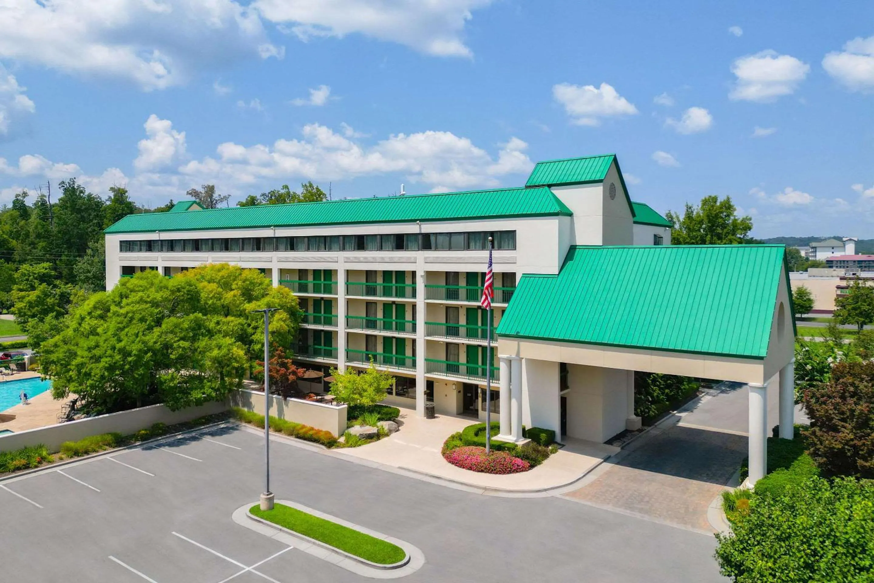 Property building in Quality Inn Near the Island Pigeon Forge