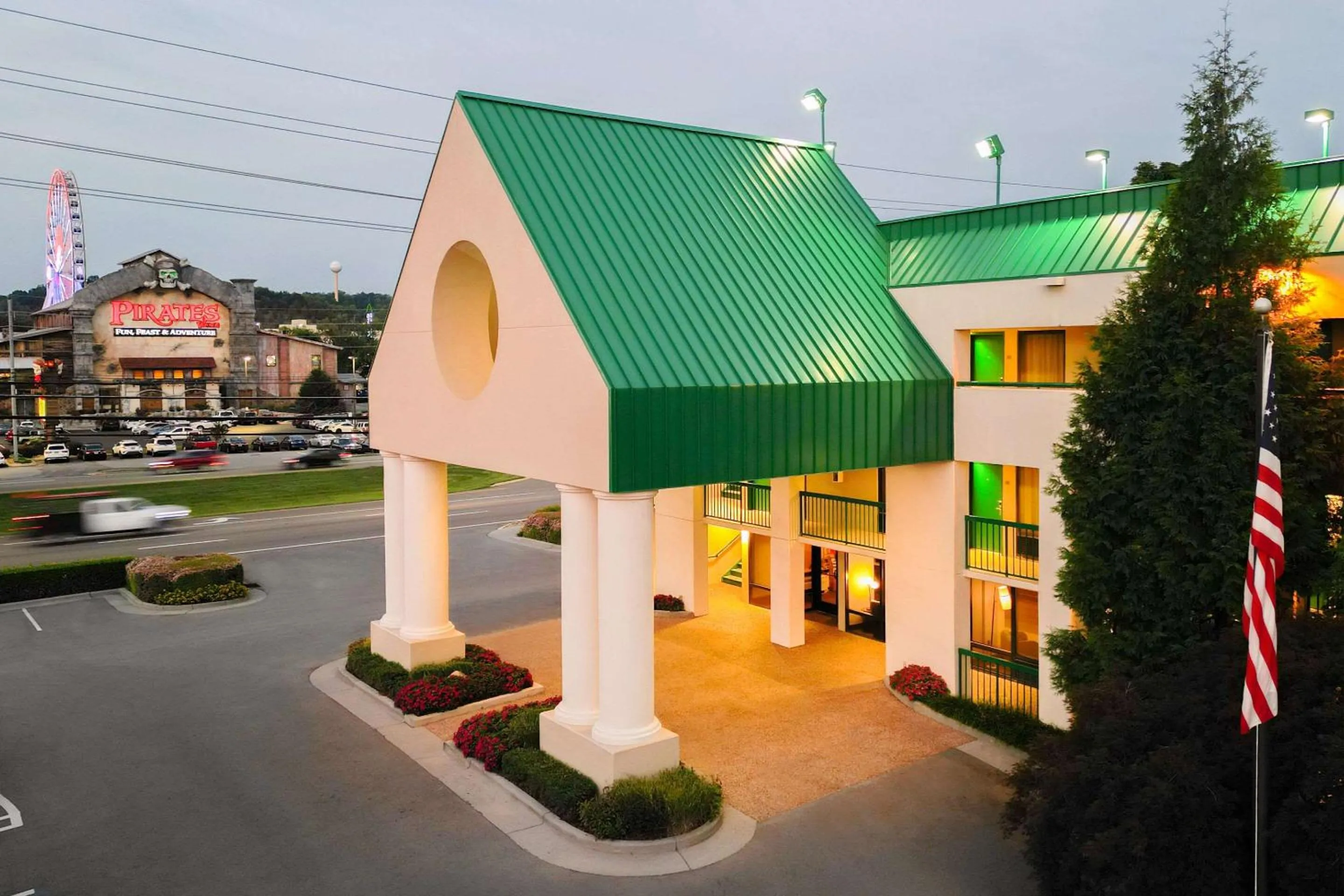 Property building in Quality Inn Near the Island Pigeon Forge