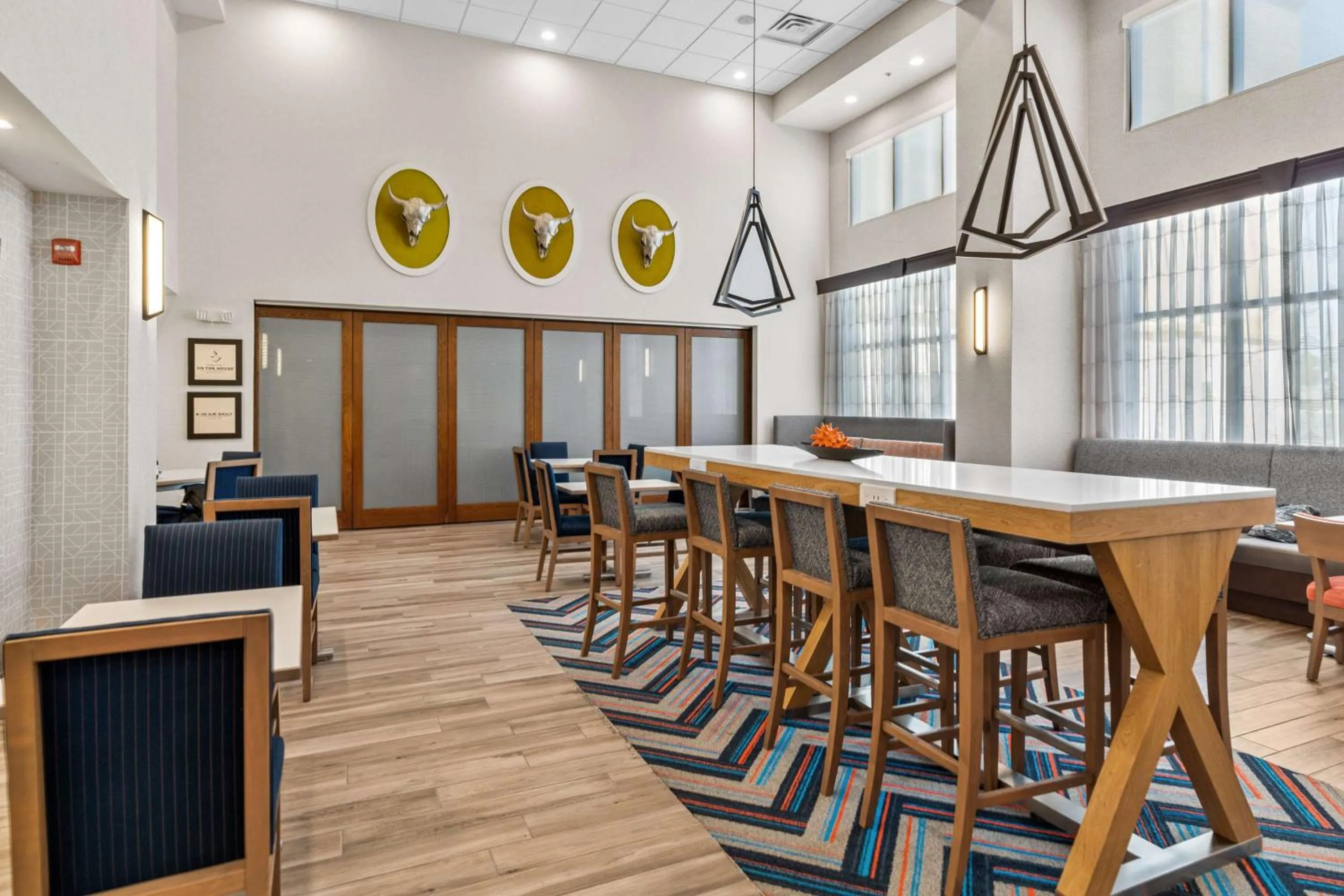 Breakfast in Hampton Inn & Suites Selma-San Antonio/Randolph AFB