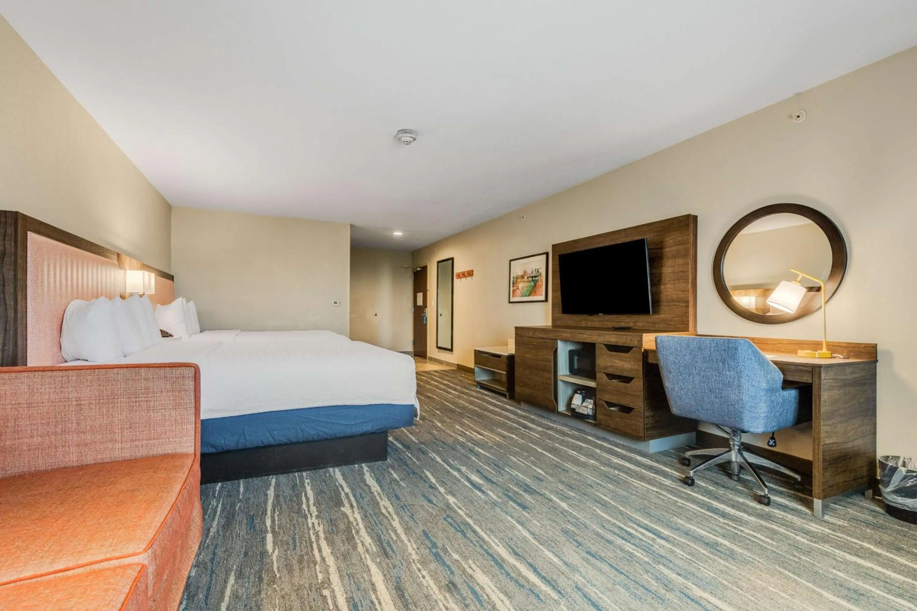 Bed in Hampton Inn & Suites Selma-San Antonio/Randolph AFB