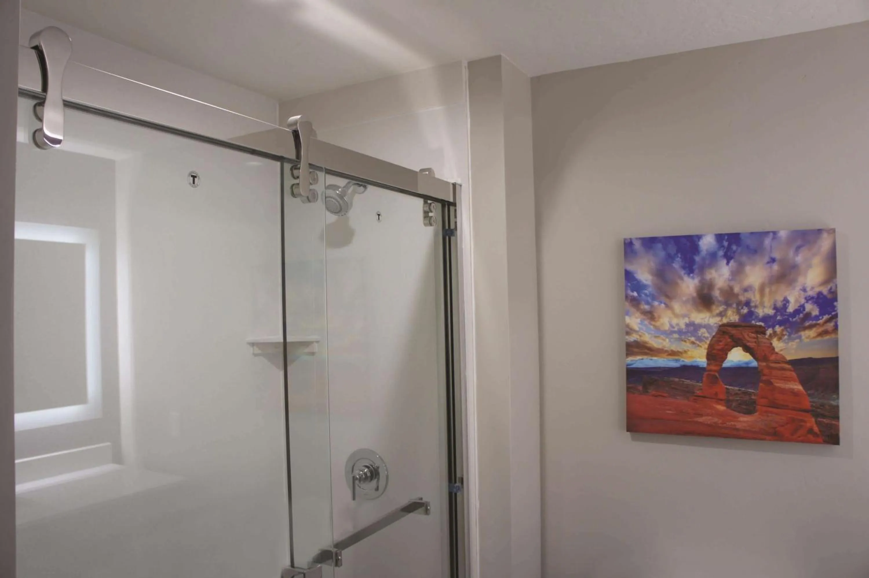 Photo of the whole room in La Quinta by Wyndham Kanab