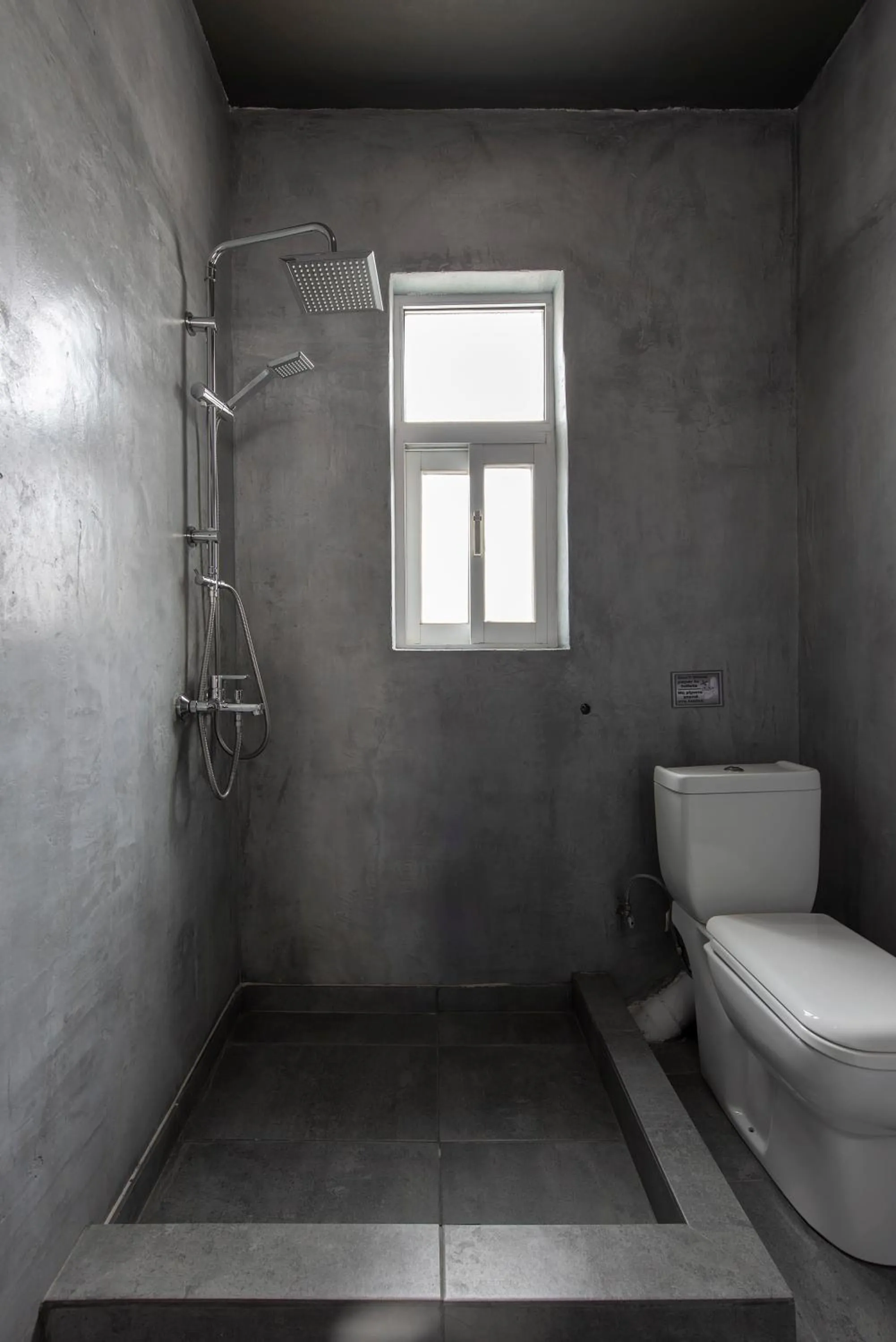 Shower in Piraeus Premium Suites