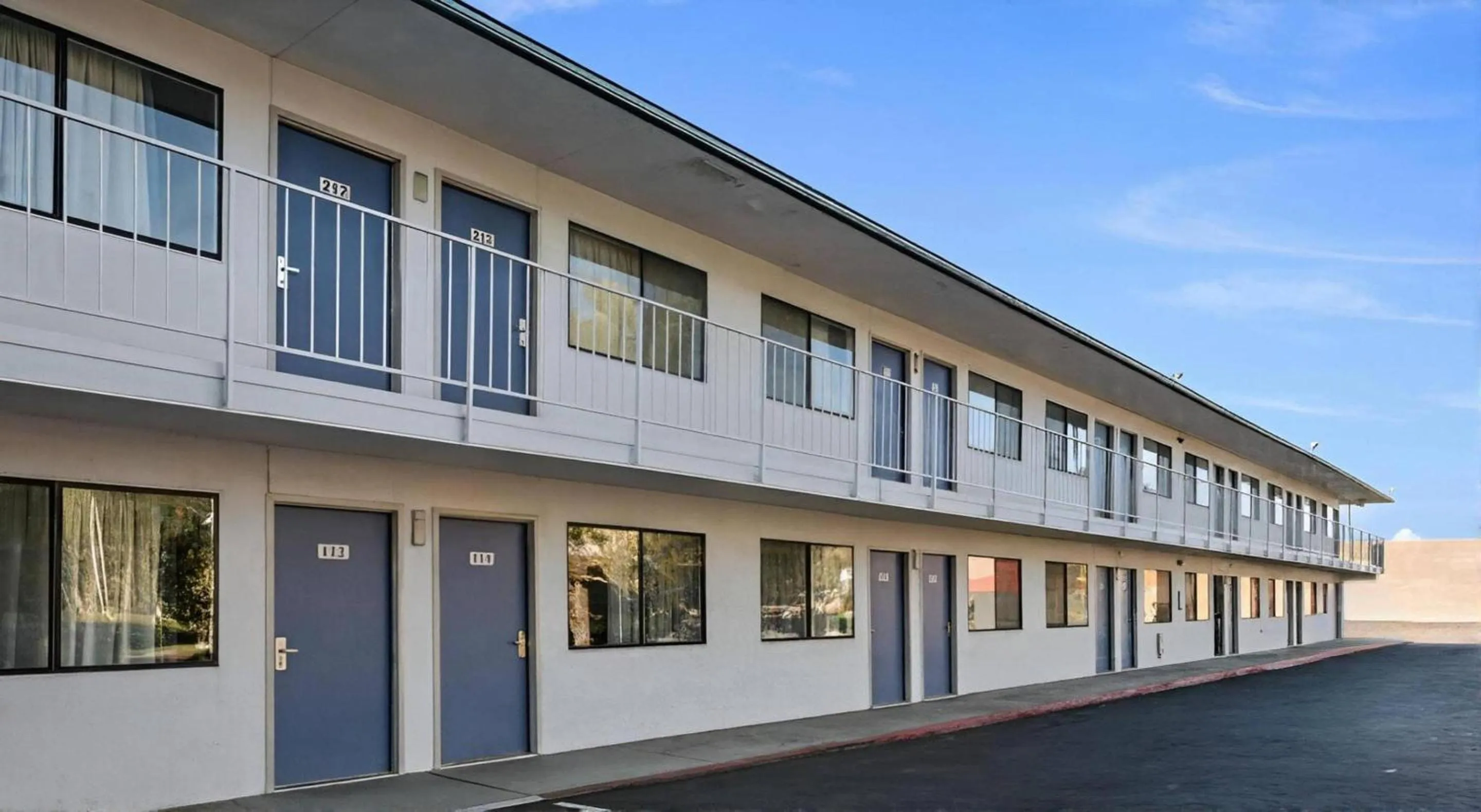 Property building in Park Inn by Radisson, Winnemucca