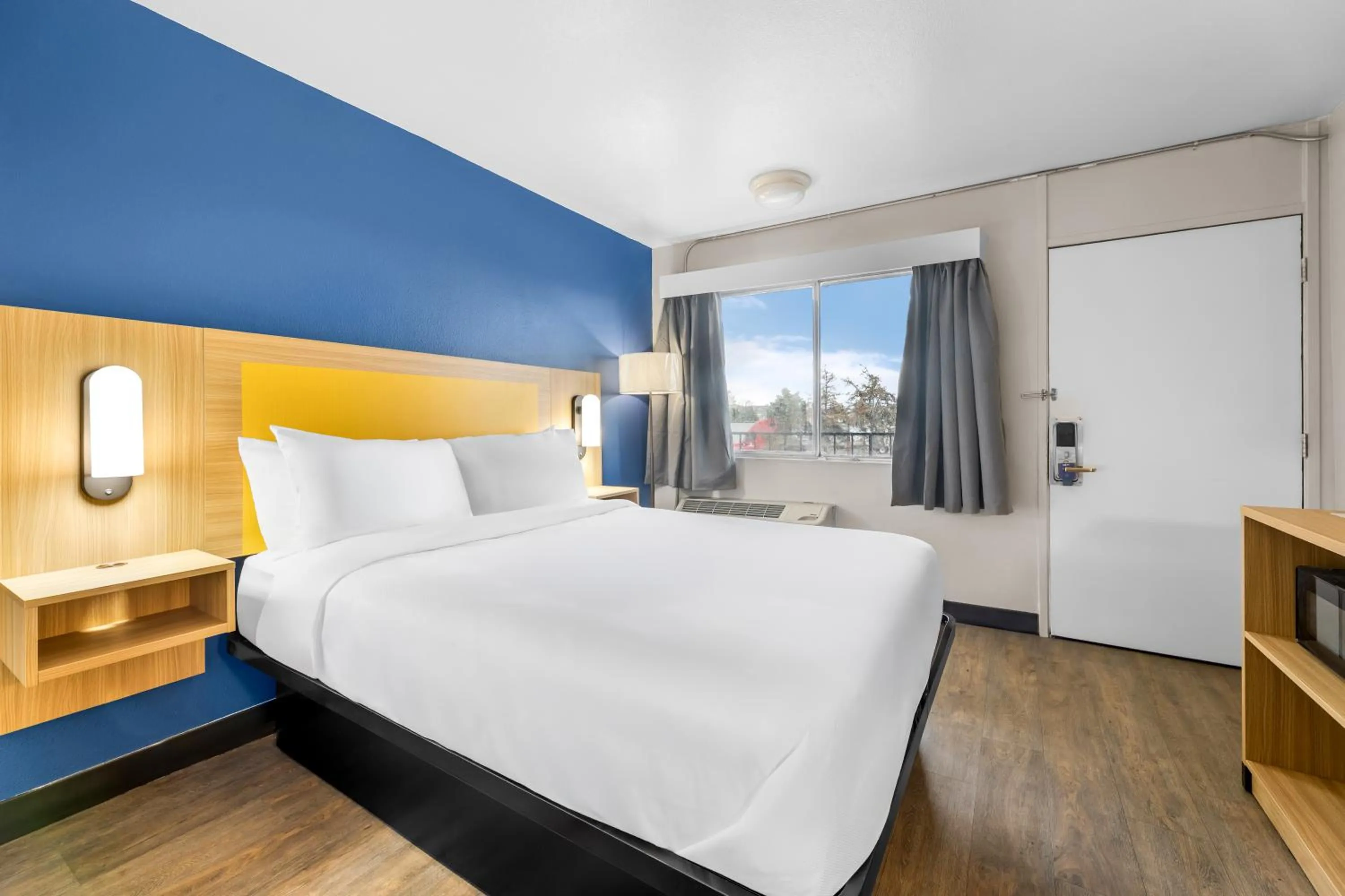 Bedroom, Bed in Park Inn by Radisson, Winnemucca