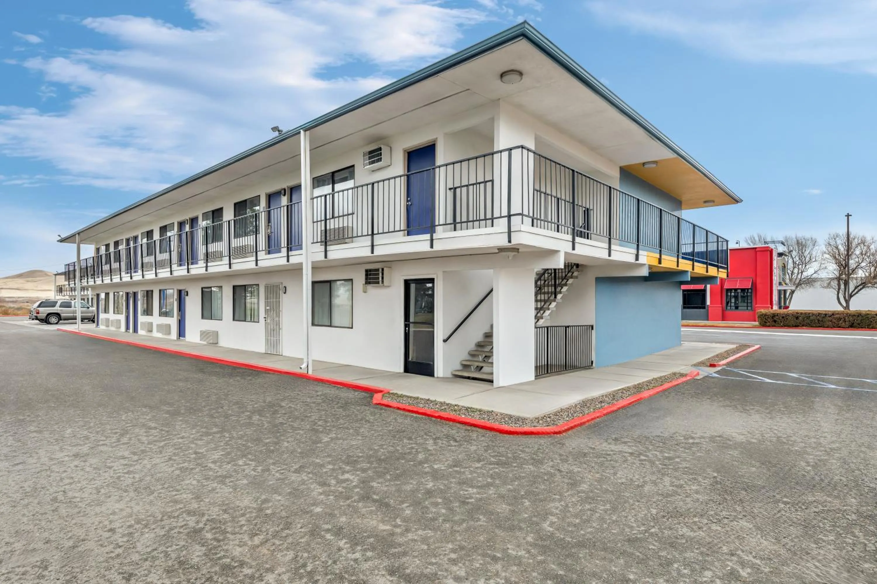 Property building in Park Inn by Radisson, Winnemucca