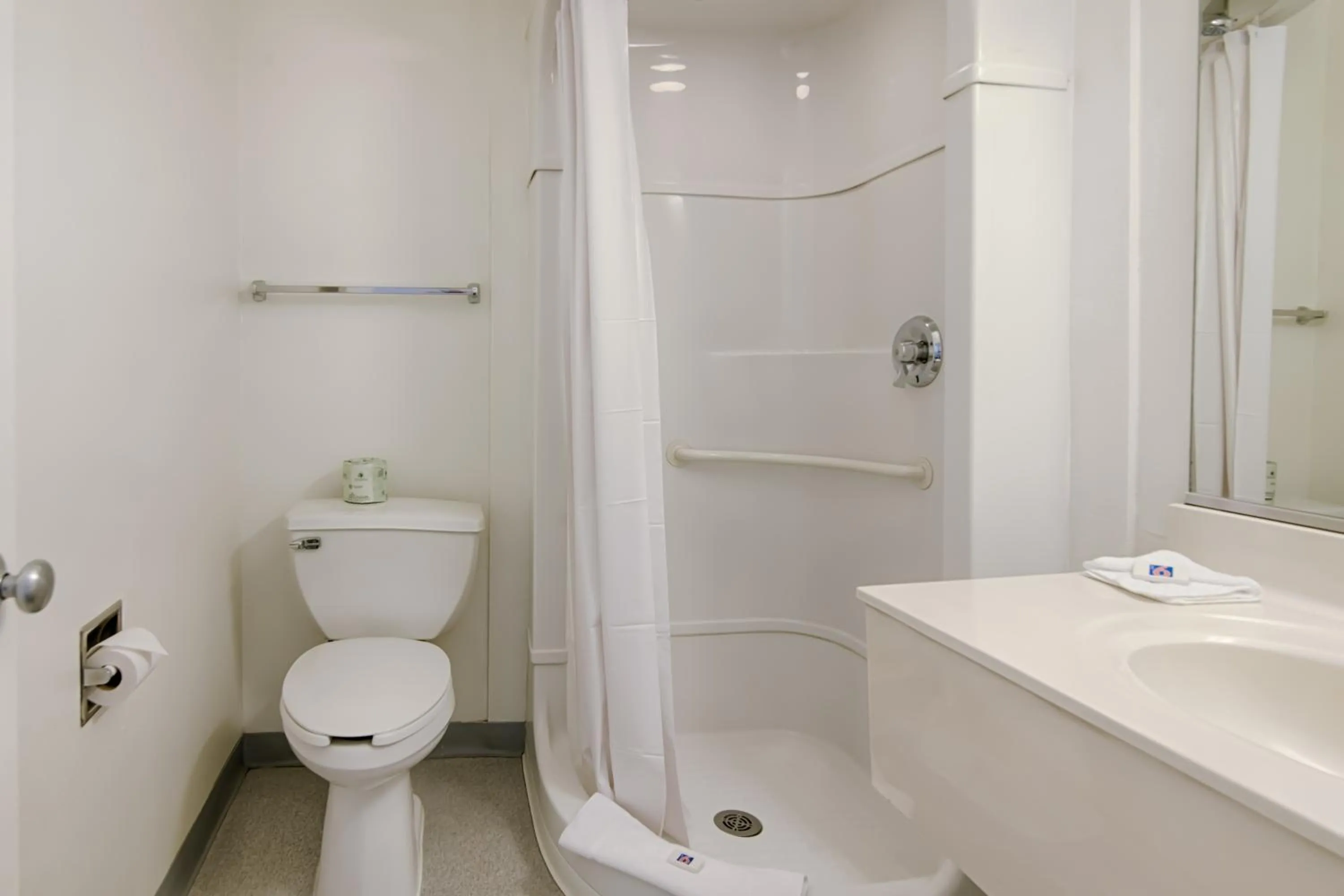 Shower in Motel 6-Winnemucca, NV