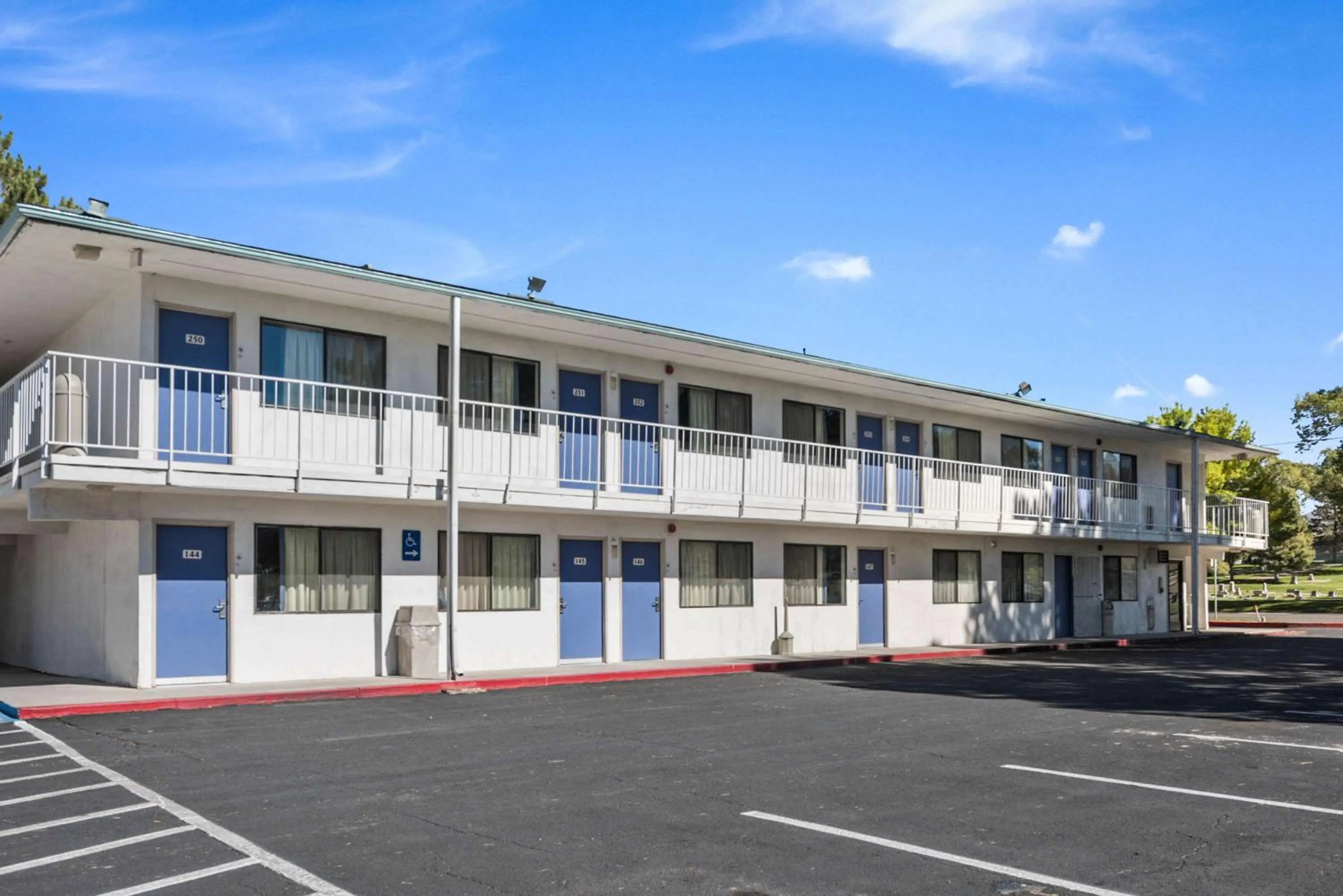 Property building in Motel 6-Winnemucca, NV