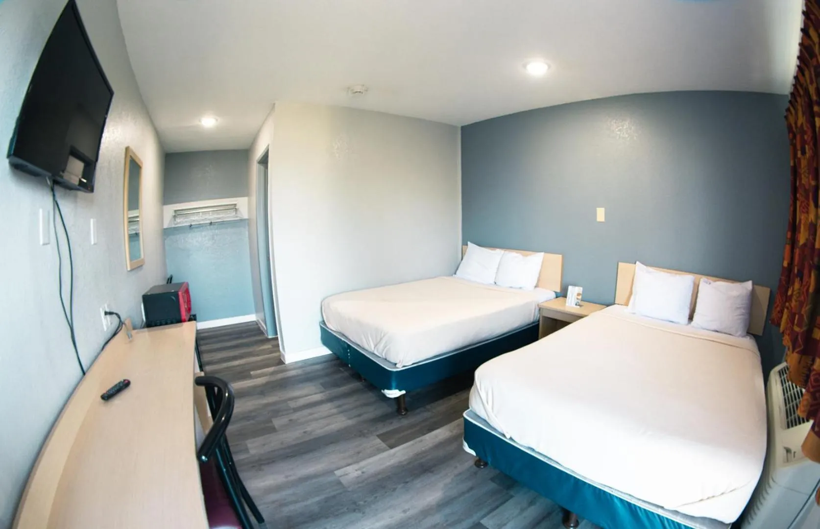 Bed in Anderson Inn, Anderson, Indiana