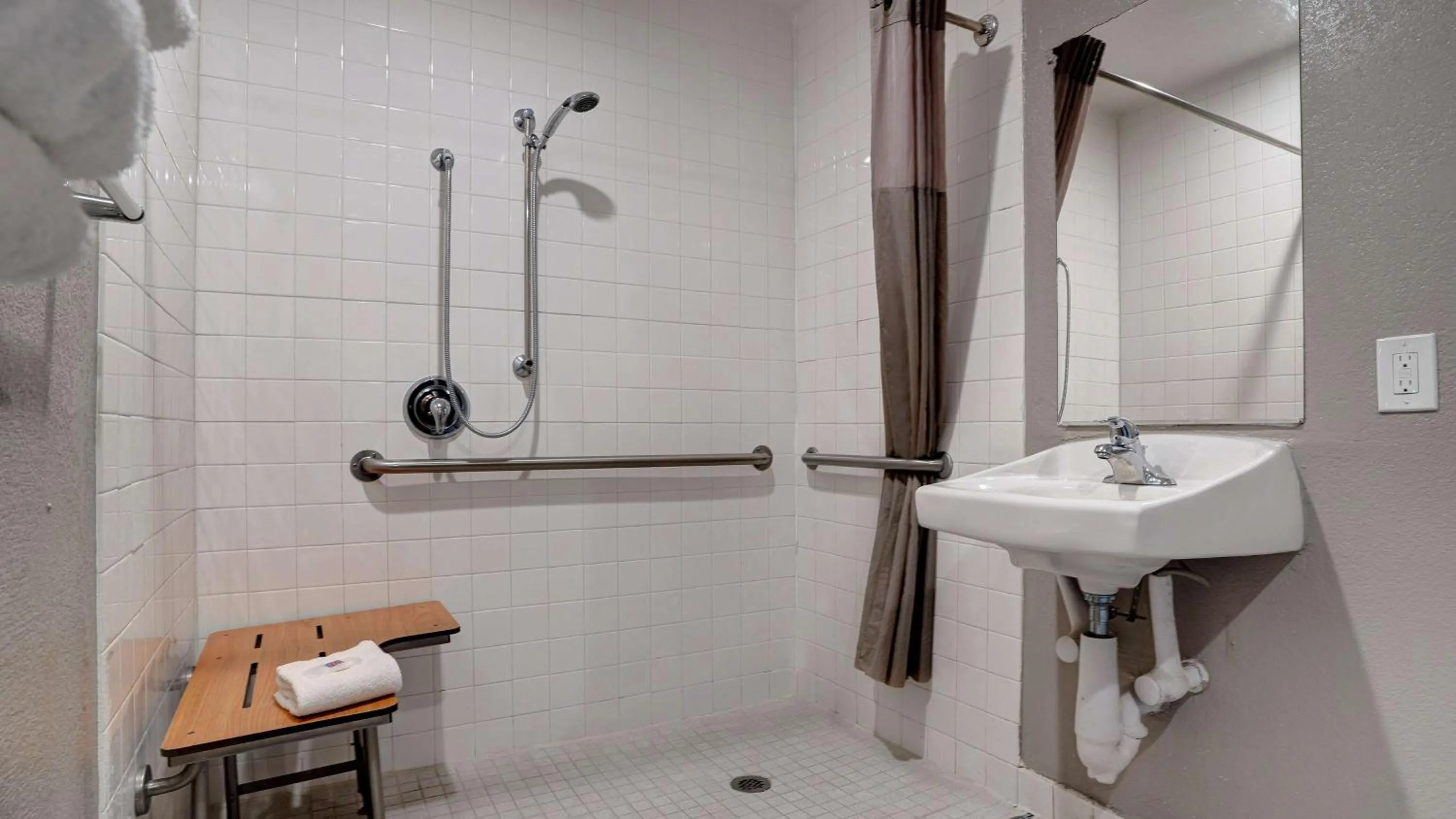 Bathroom in Motel 6-Arcata, CA Cal Poly Humboldt